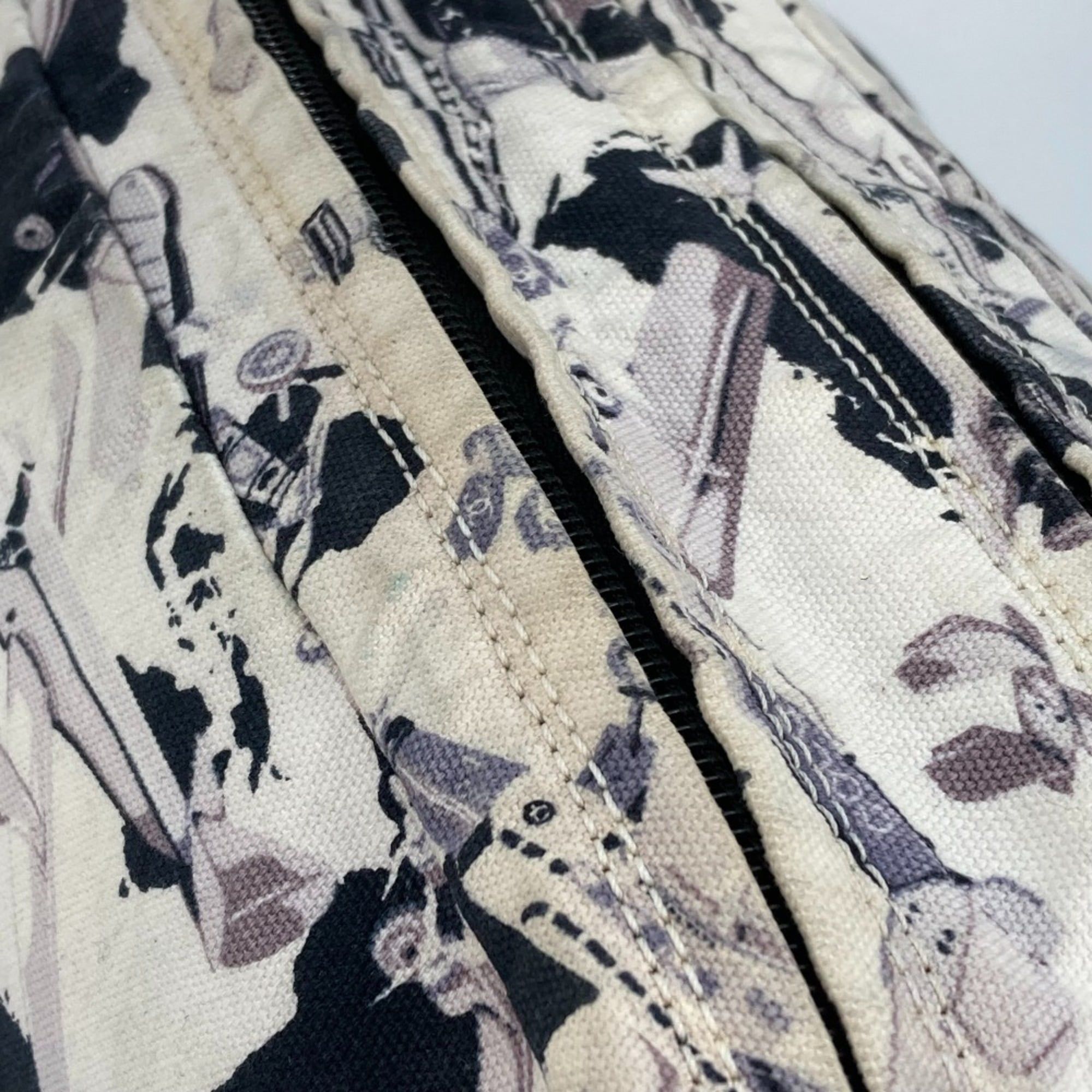 Cloth Shoulder Bag (Pre-Owned) - Chanel - Modalova
