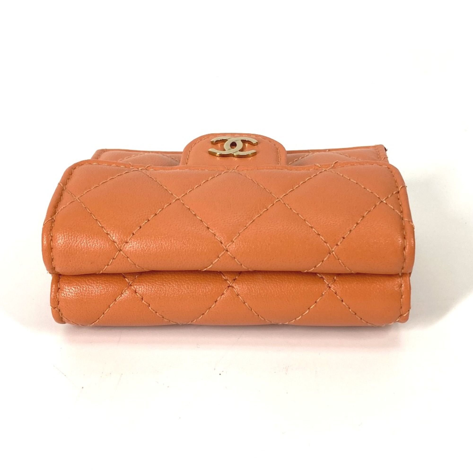 Leather Wallet (Tri-Fold) (Pre-Owned) - Chanel - Modalova