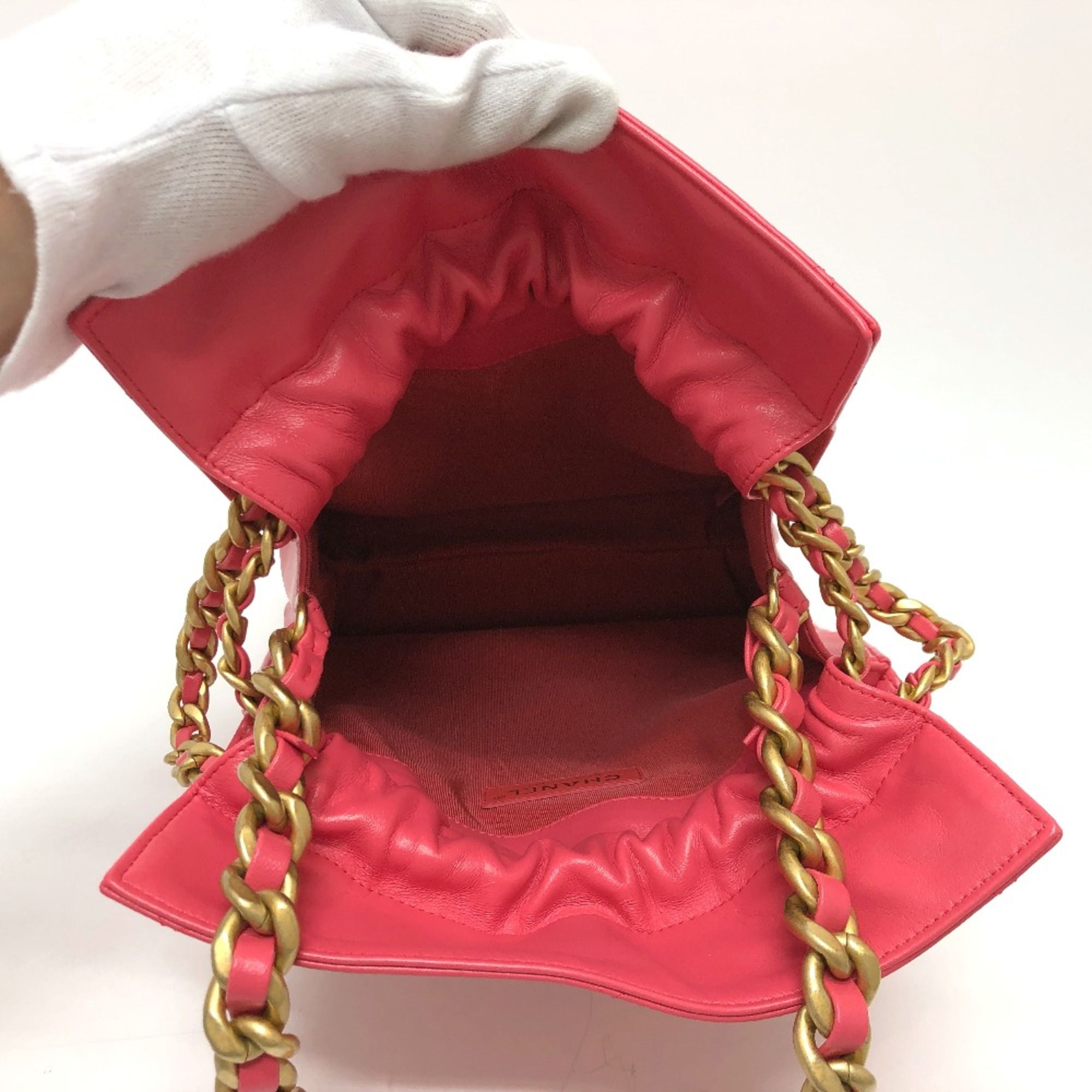 Leather Handbag (Pre-Owned) - Chanel - Modalova