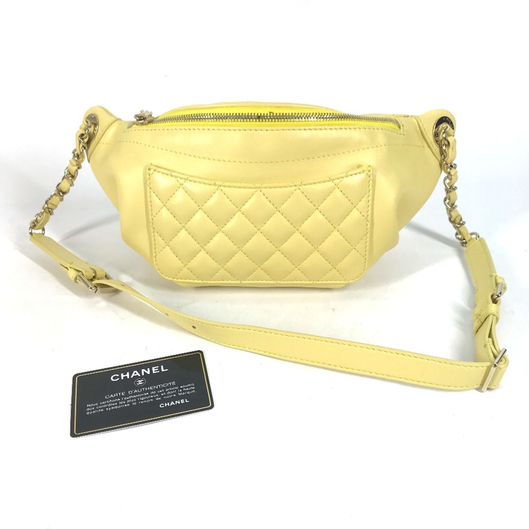 Leather Other (Pre-Owned) - Chanel - Modalova