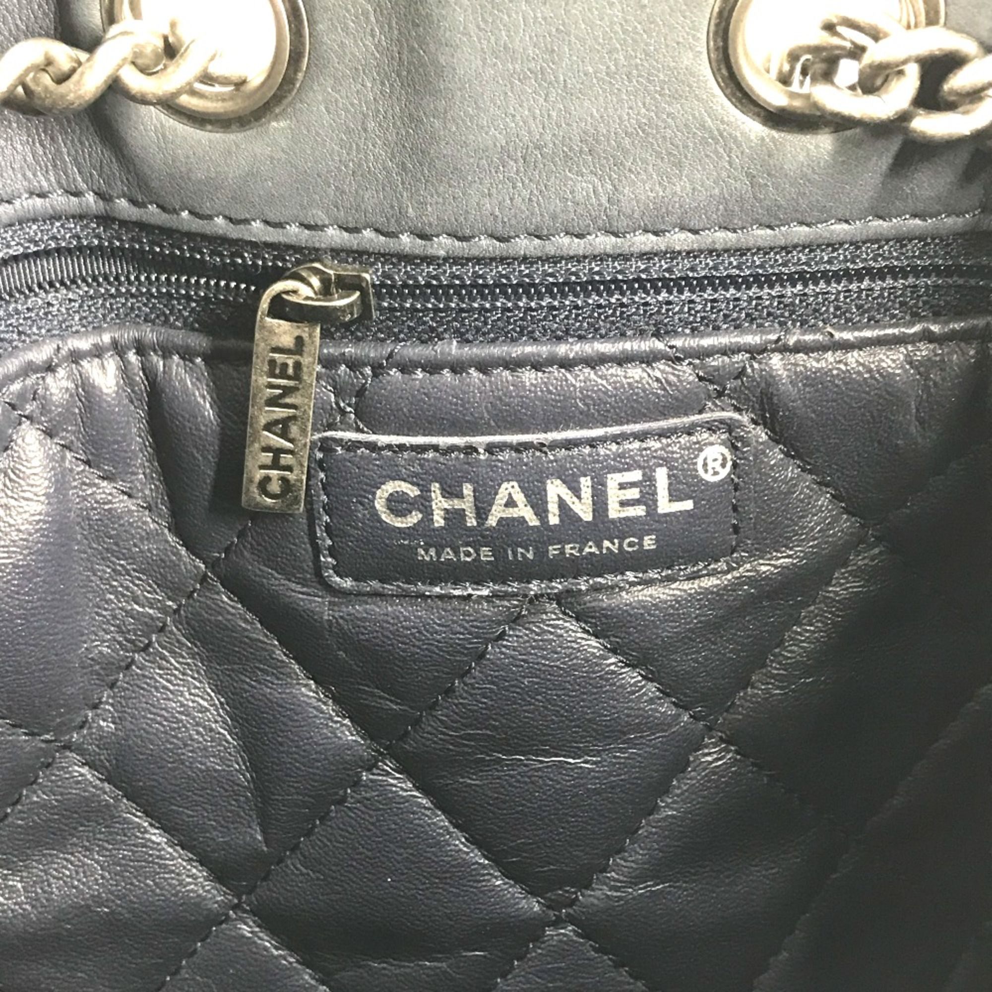Leather Shoulder Bag (Pre-Owned) - Chanel - Modalova