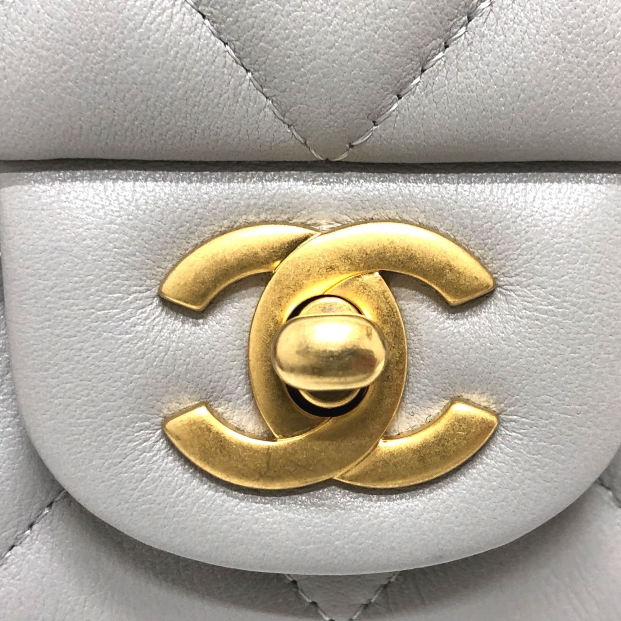Leather Shoulder Bag (Pre-Owned) - Chanel - Modalova