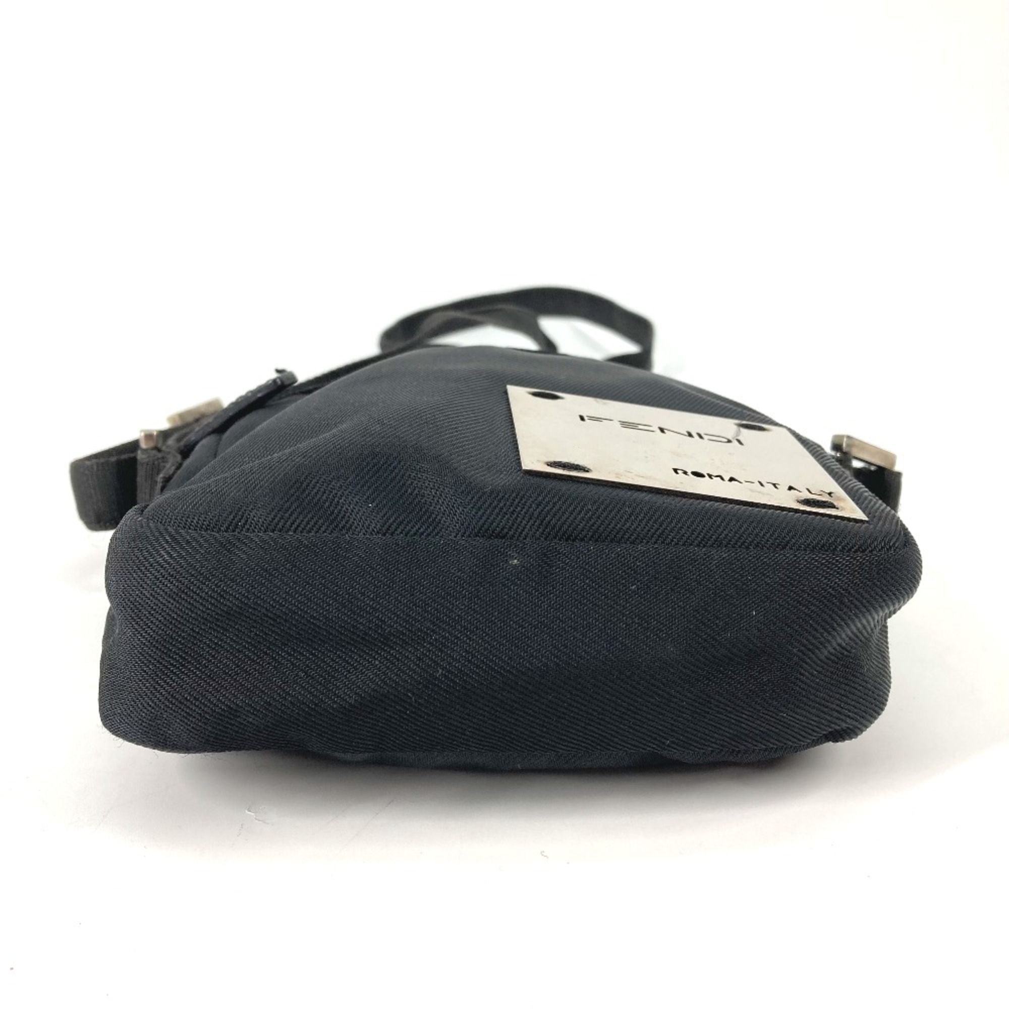 Cloth Shoulder Bag (Pre-Owned) - Fendi - Modalova