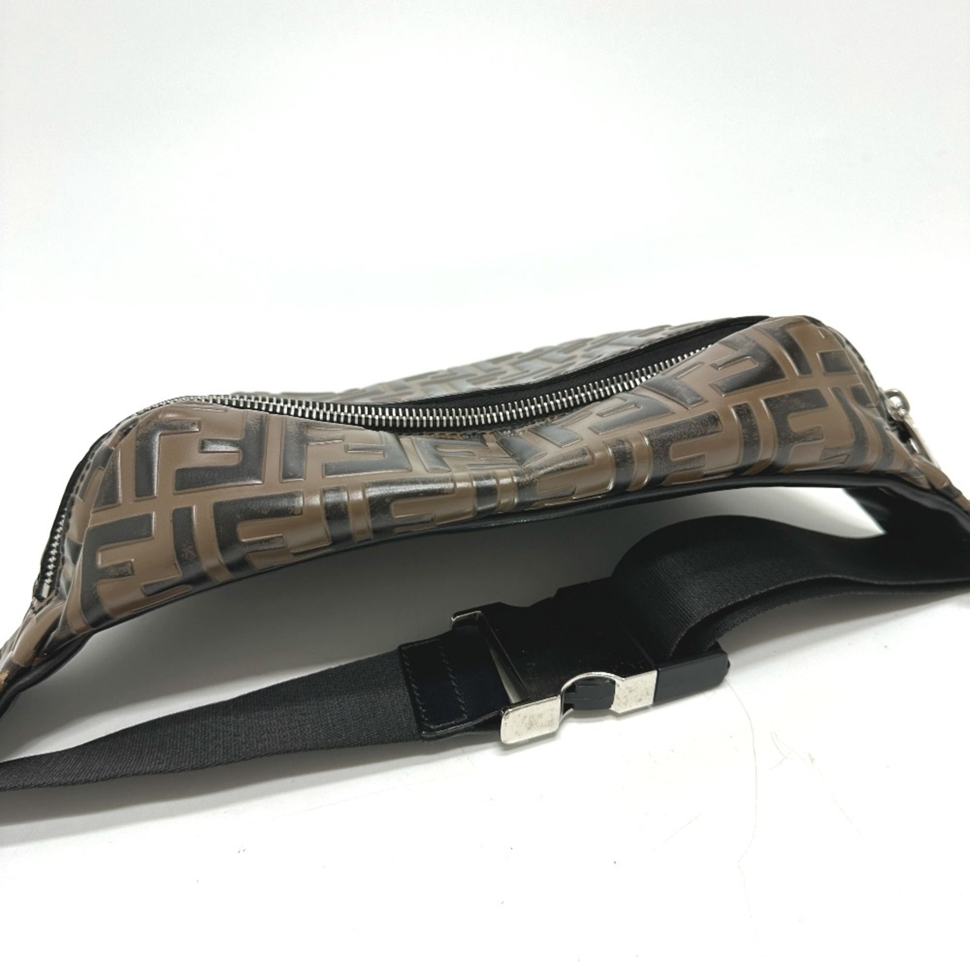 Leather Other (Pre-Owned) - Fendi - Modalova