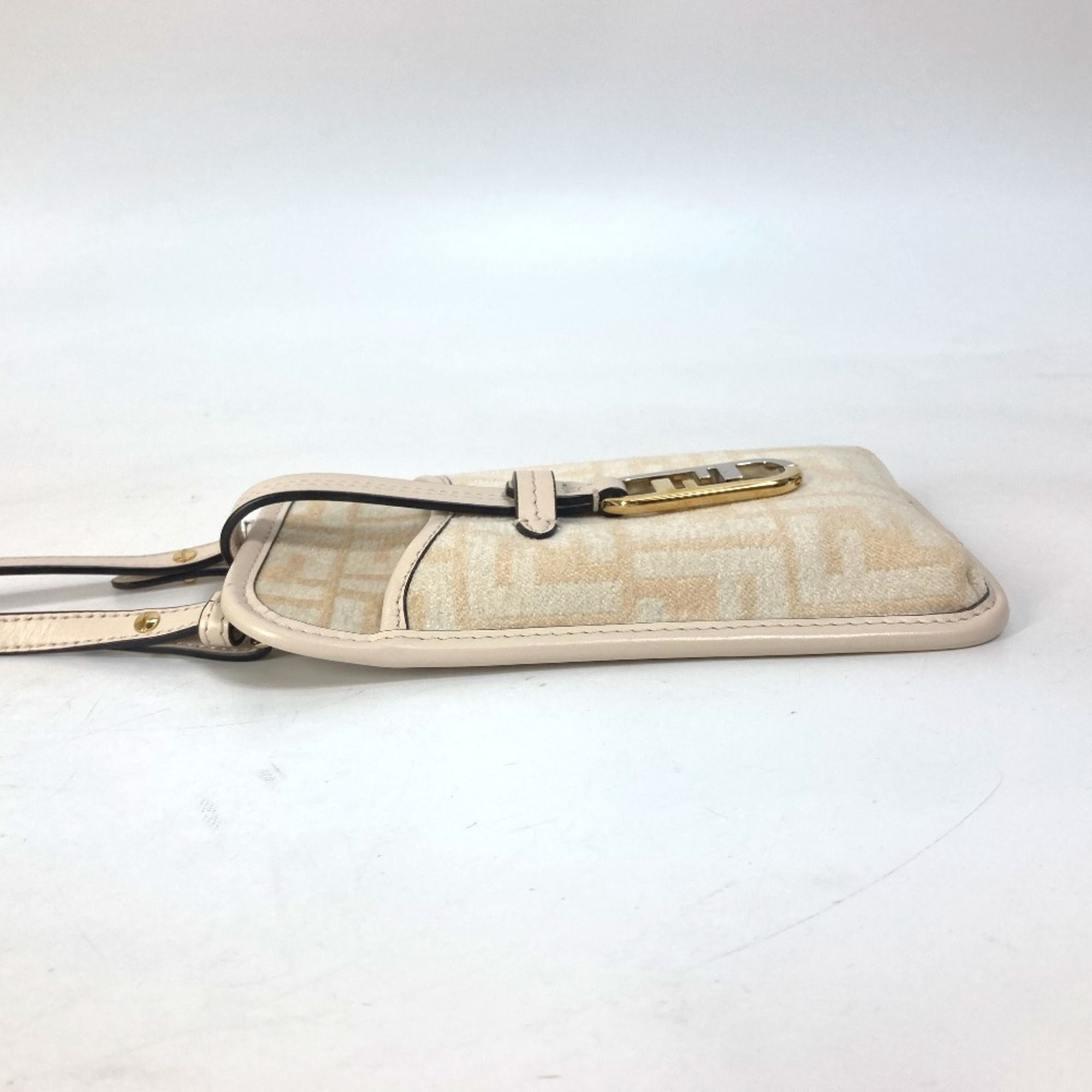 Fendi Beige Other Pouch (Pre-Owned) - Fendi - Modalova