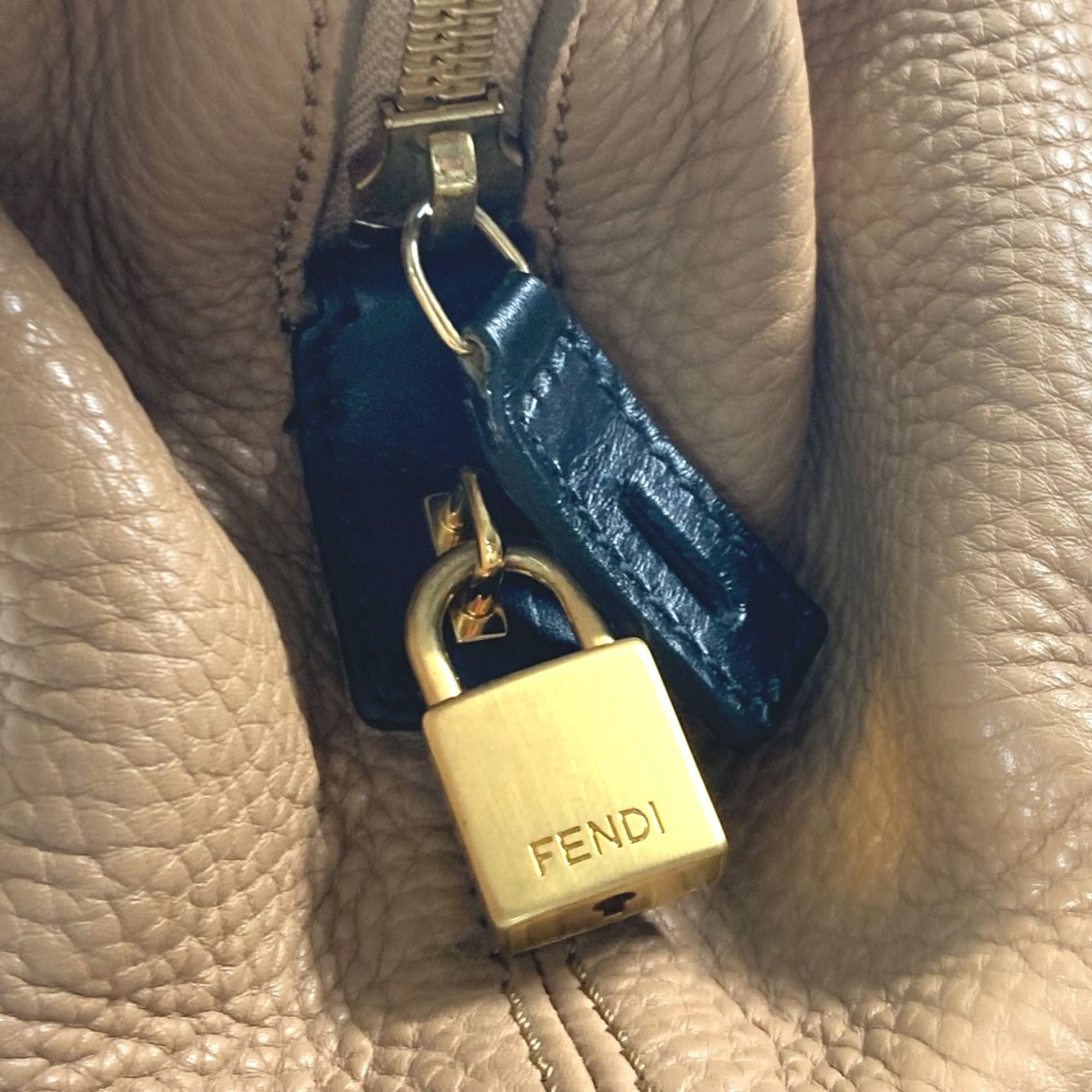 Leather Shoulder Bag (Pre-Owned) - Fendi - Modalova