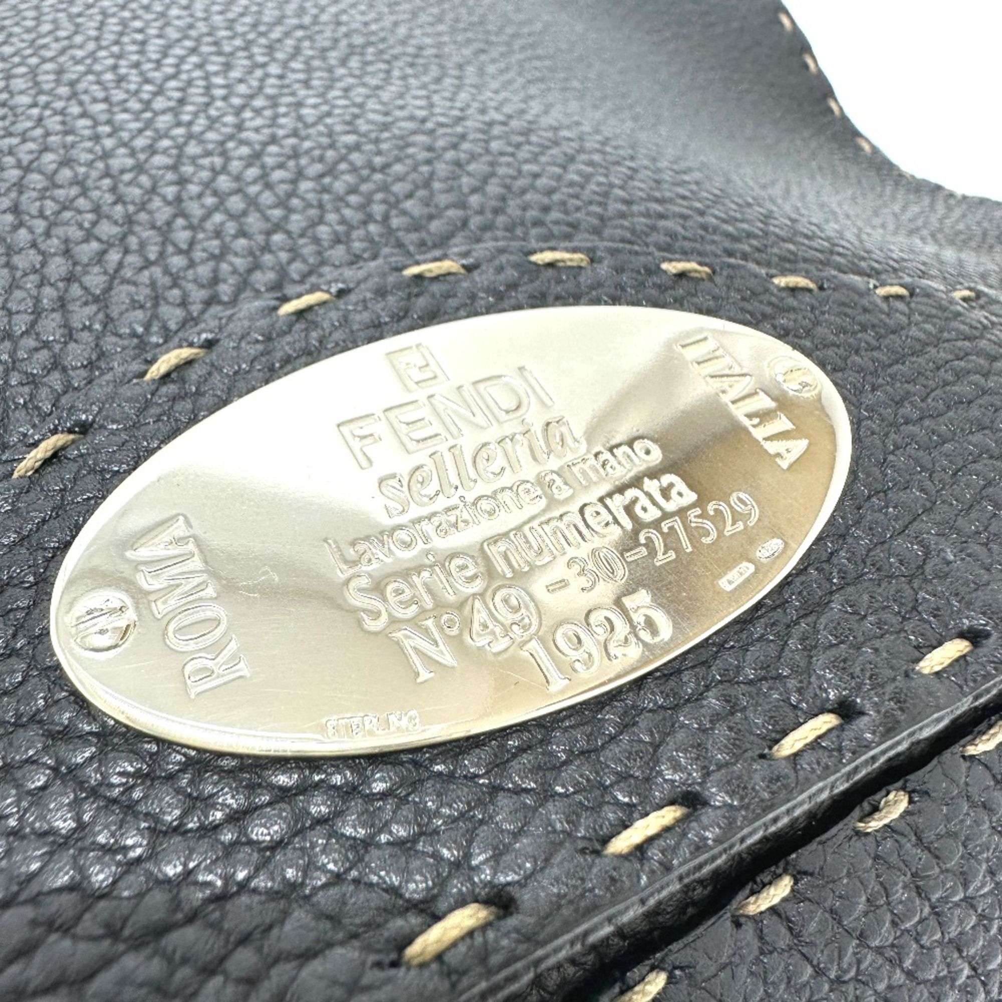 Leather Shoulder Bag (Pre-Owned) - Fendi - Modalova