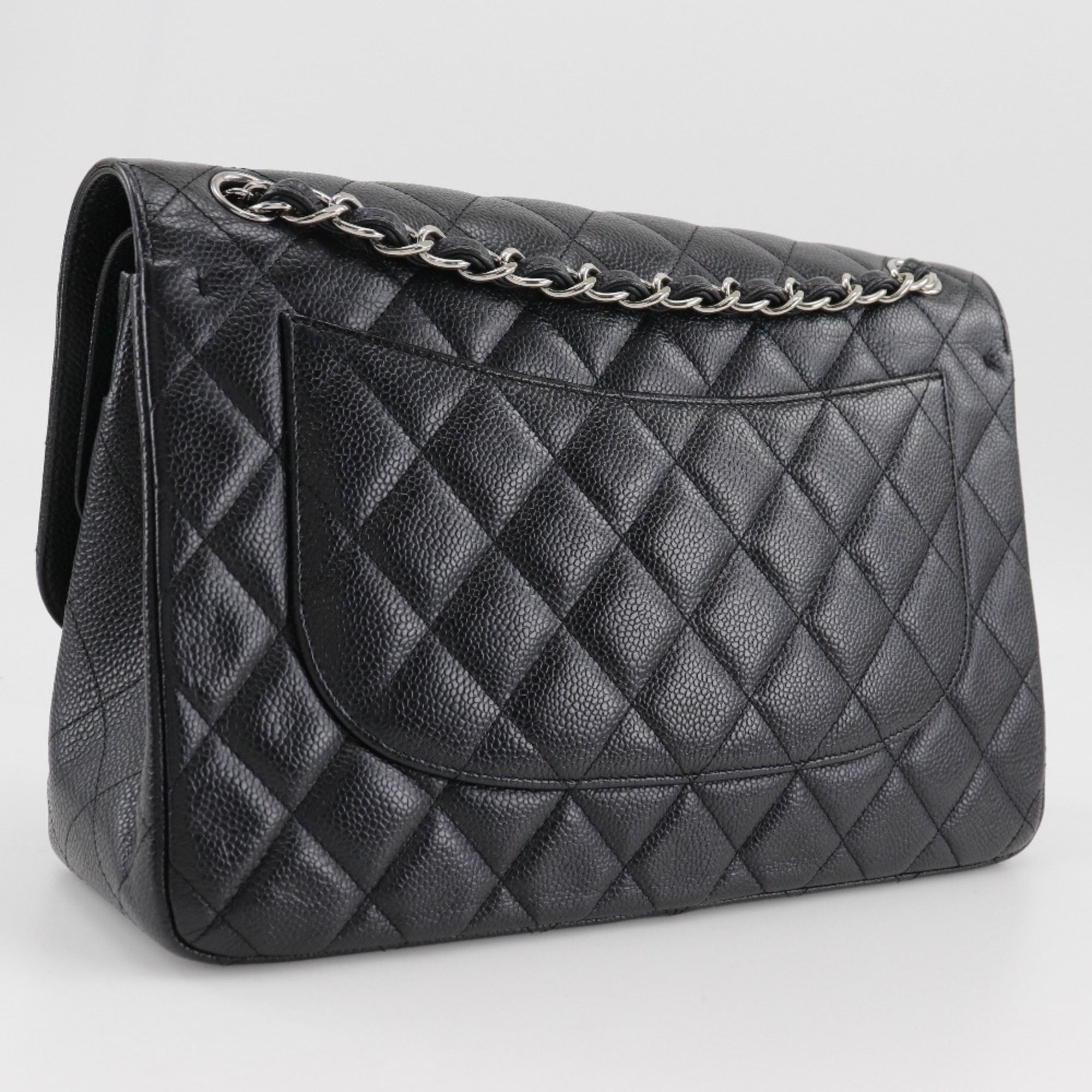 Caviar Leather Shoulder Bag (Pre-Owned) - Chanel - Modalova