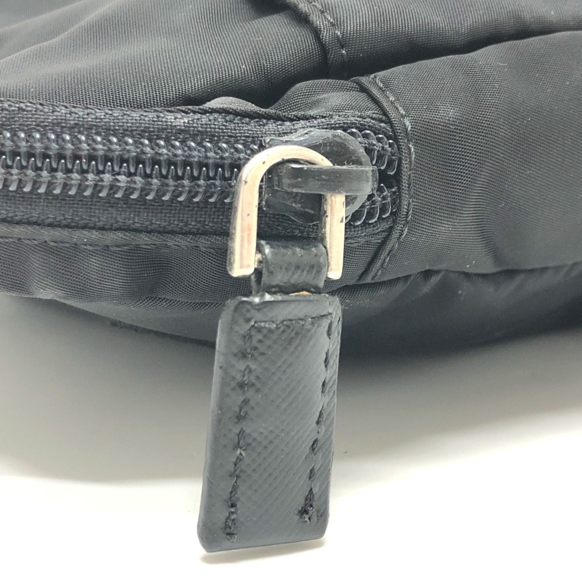 Nylon Clutch Bag (Pre-Owned) - Prada - Modalova