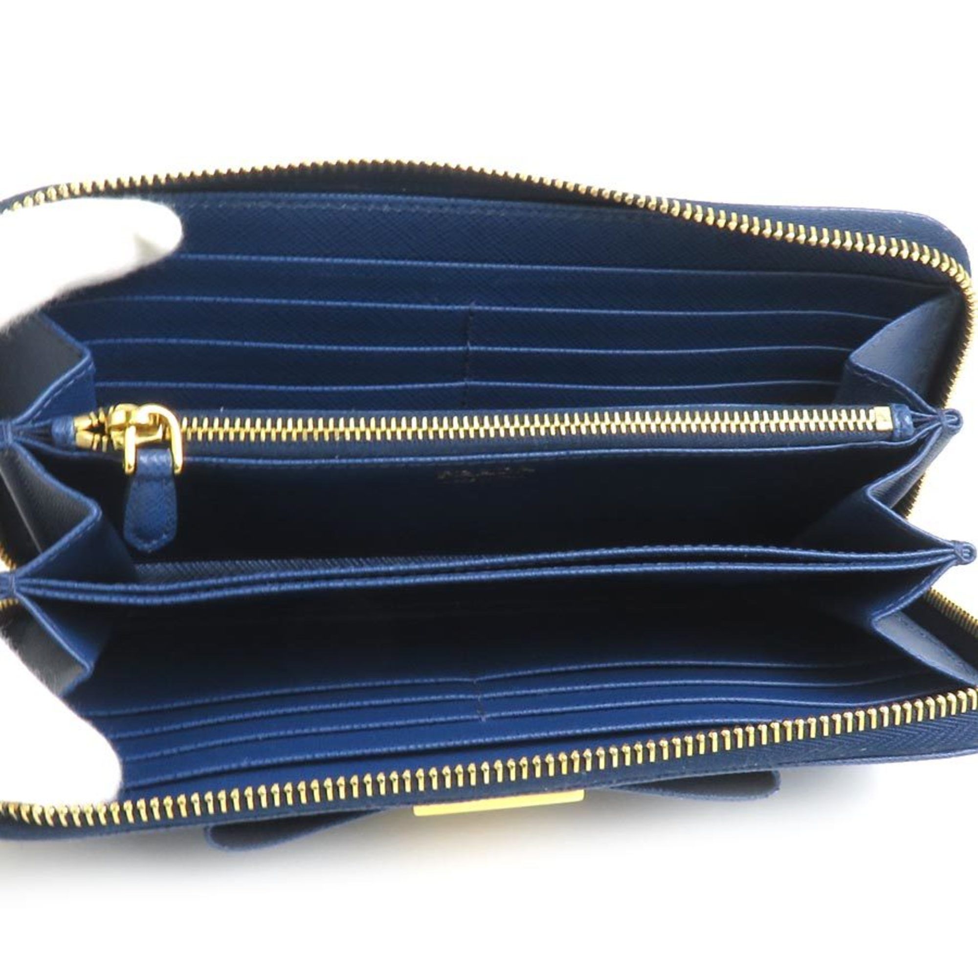 Leather Long Wallet (Bi-Fold) (Pre-Owned) - Prada - Modalova