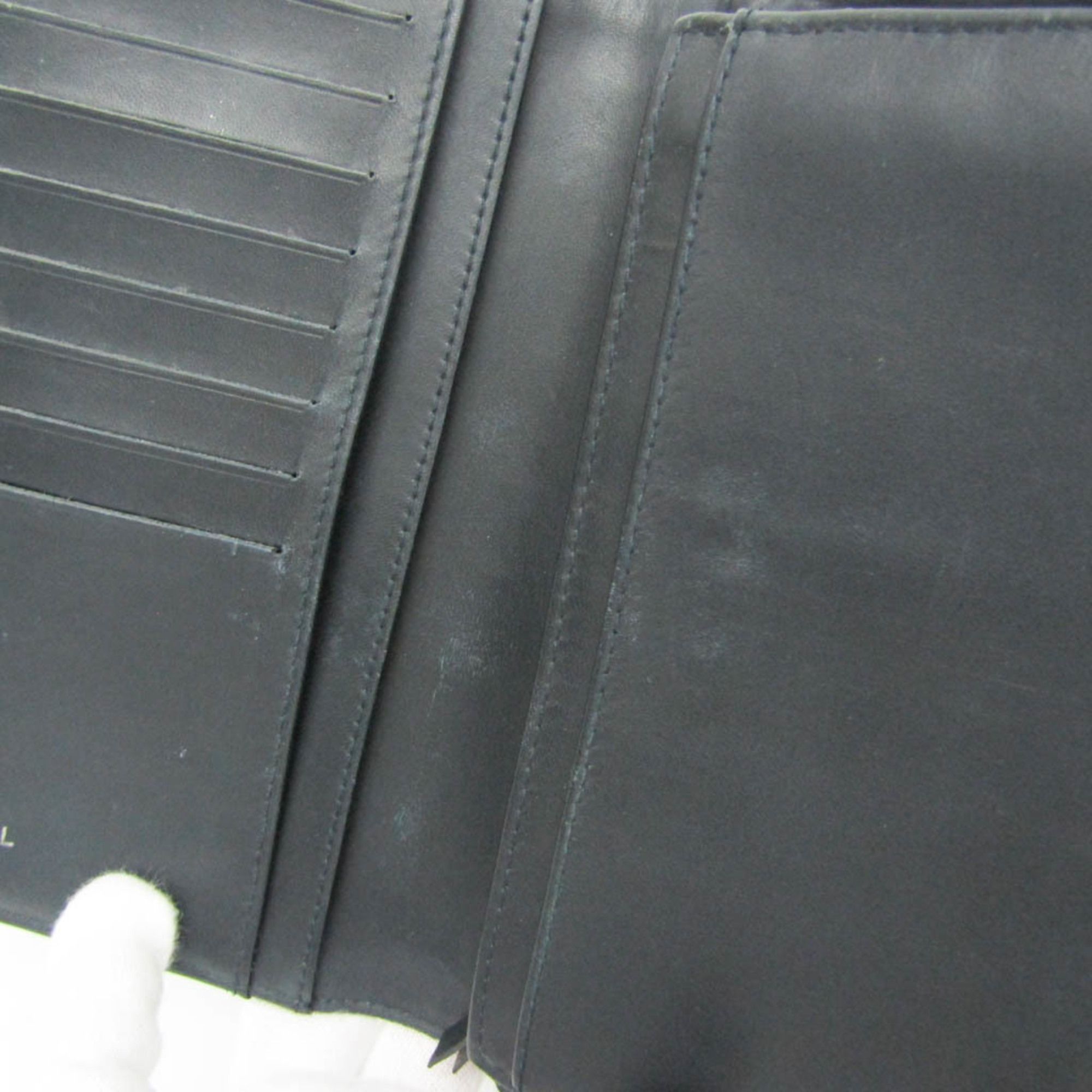 Boy Leather Long Wallet (Bi-Fold) (Pre-Owned) - Chanel - Modalova
