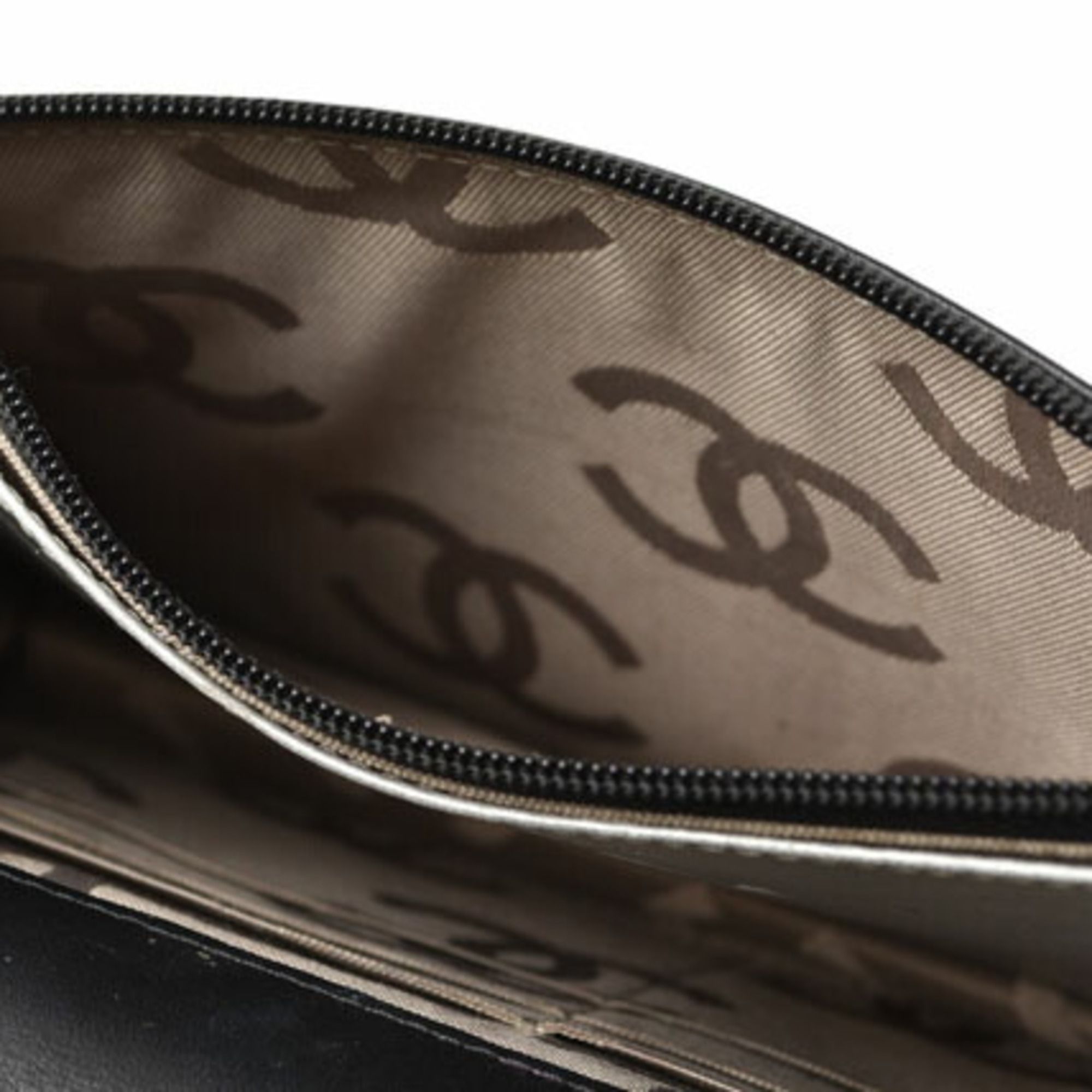 Leather Chain/Shoulder Wallet (Pre-Owned) - Chanel - Modalova