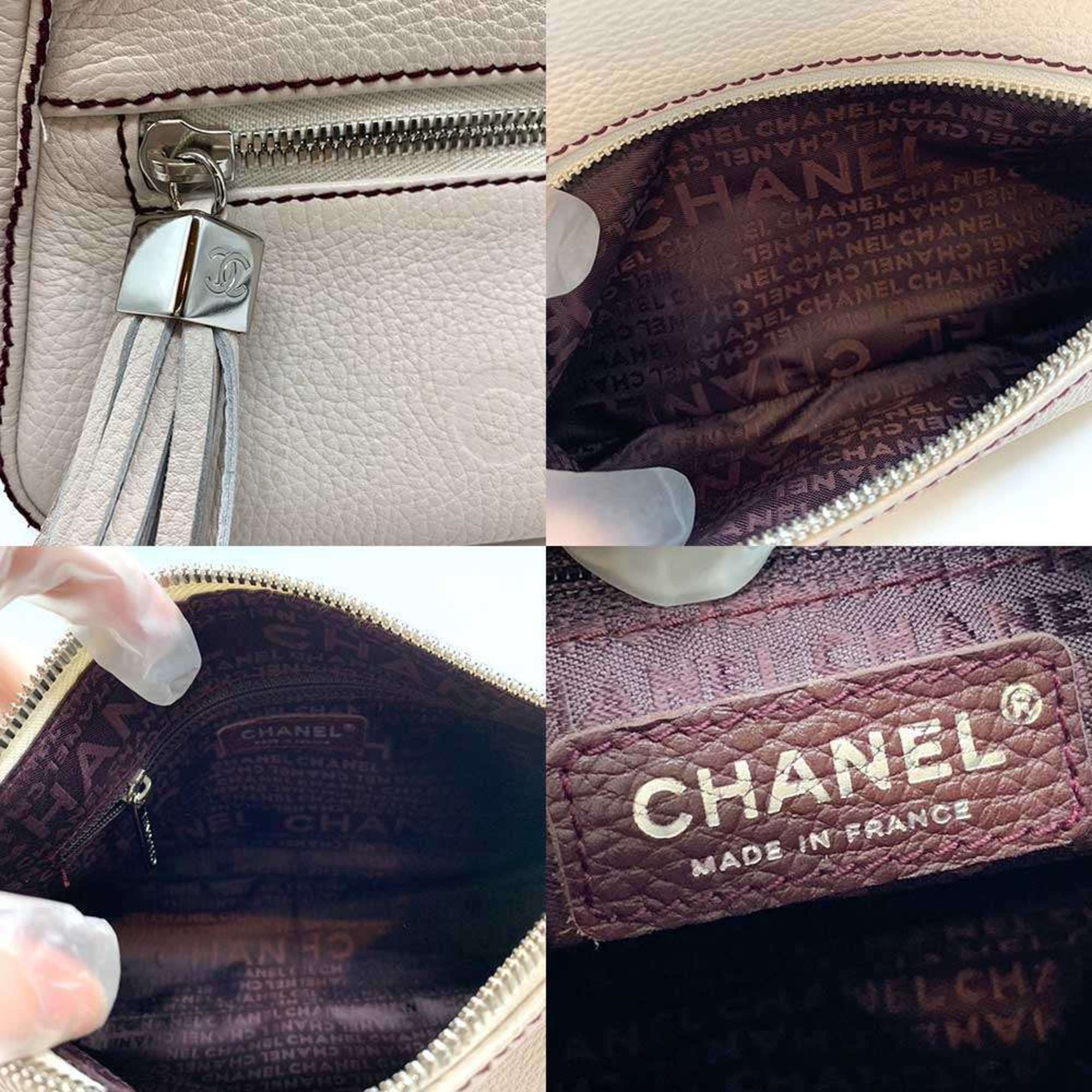 Leather Shoulder Bag (Pre-Owned) - Chanel - Modalova