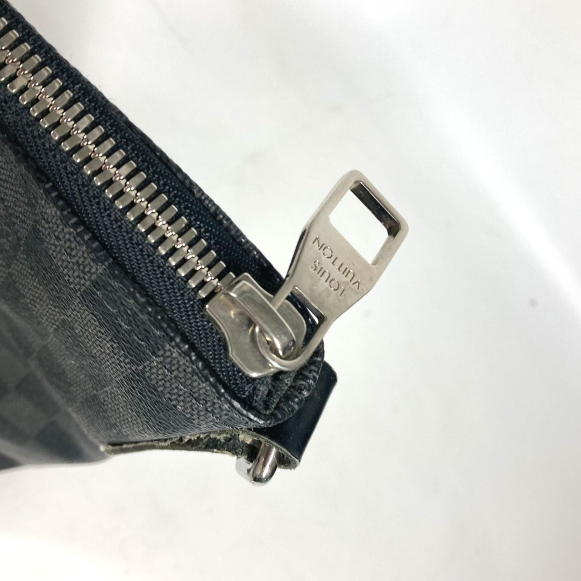 Damier Graphite Shoulder Bag (Pre-Owned) - Louis Vuitton - Modalova