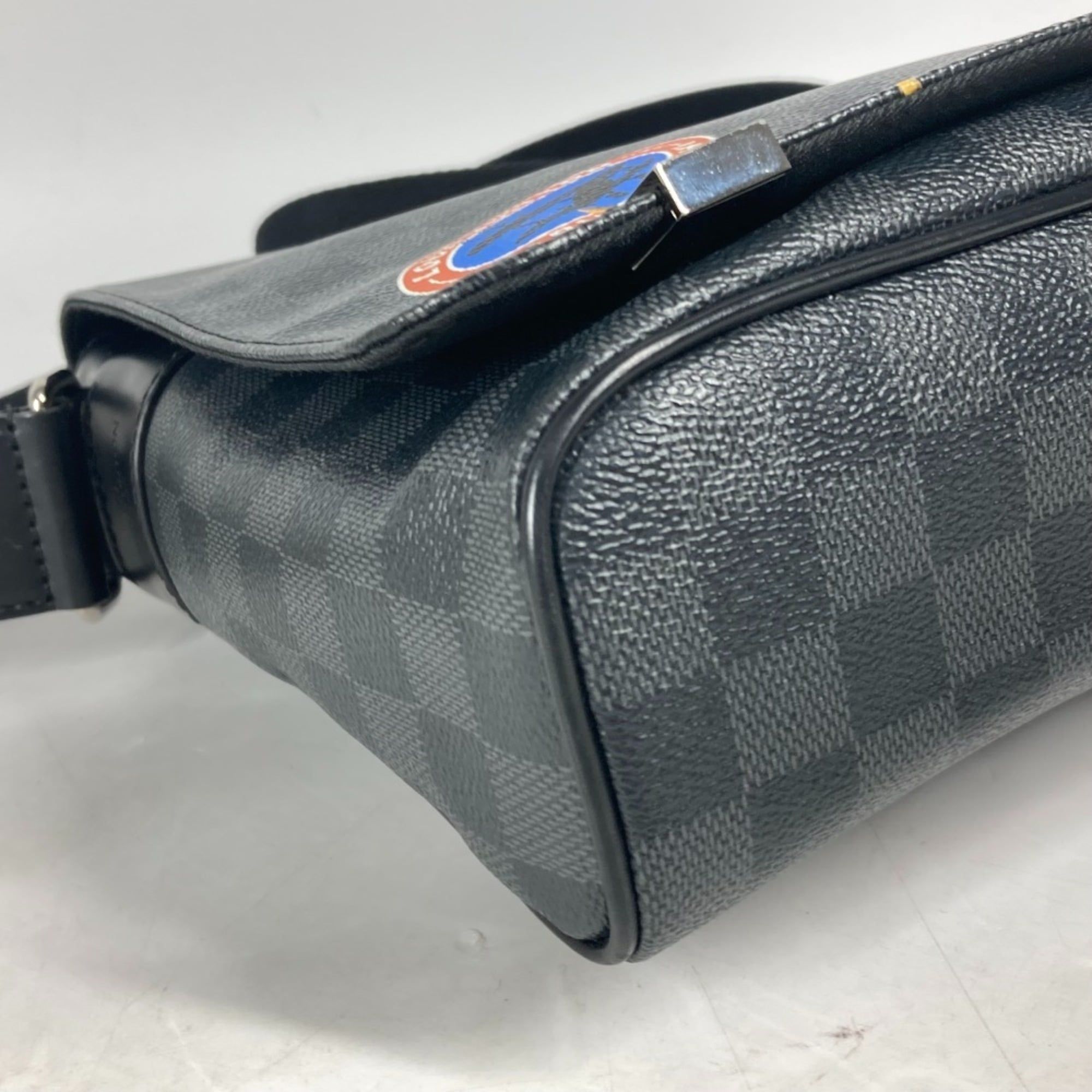Damier Graphite Shoulder Bag (Pre-Owned) - Louis Vuitton - Modalova