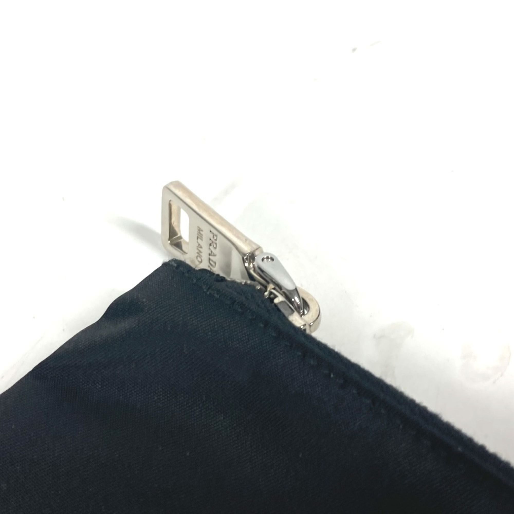 Nylon Clutch Bag Pouch (Pre-Owned) - Prada - Modalova