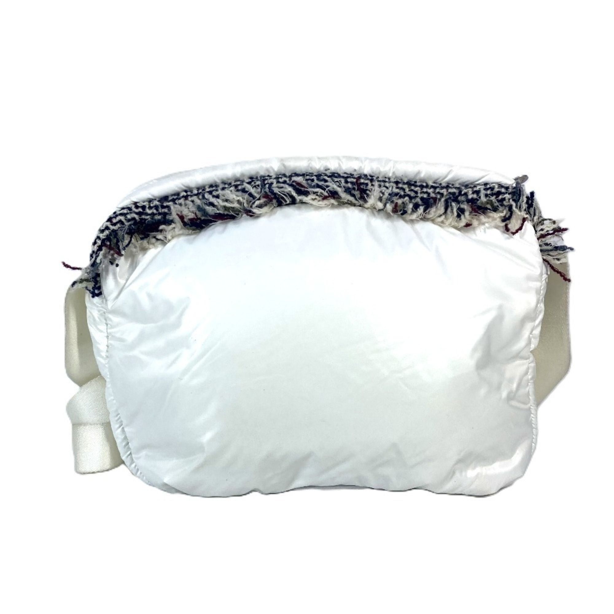 Nylon Shoulder Bag (Pre-Owned) - Chanel - Modalova