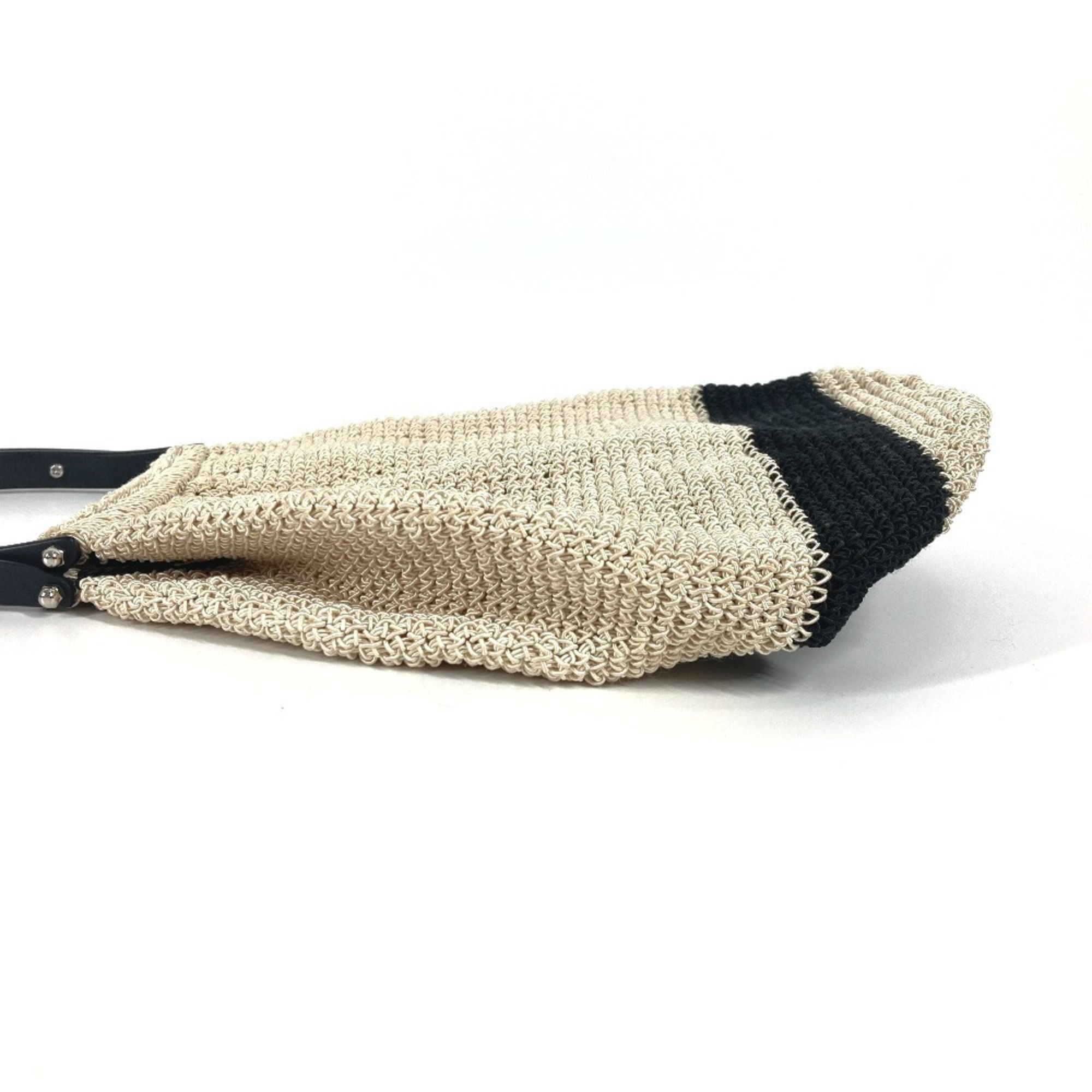 Mesh Handbag (Pre-Owned) - Chanel - Modalova
