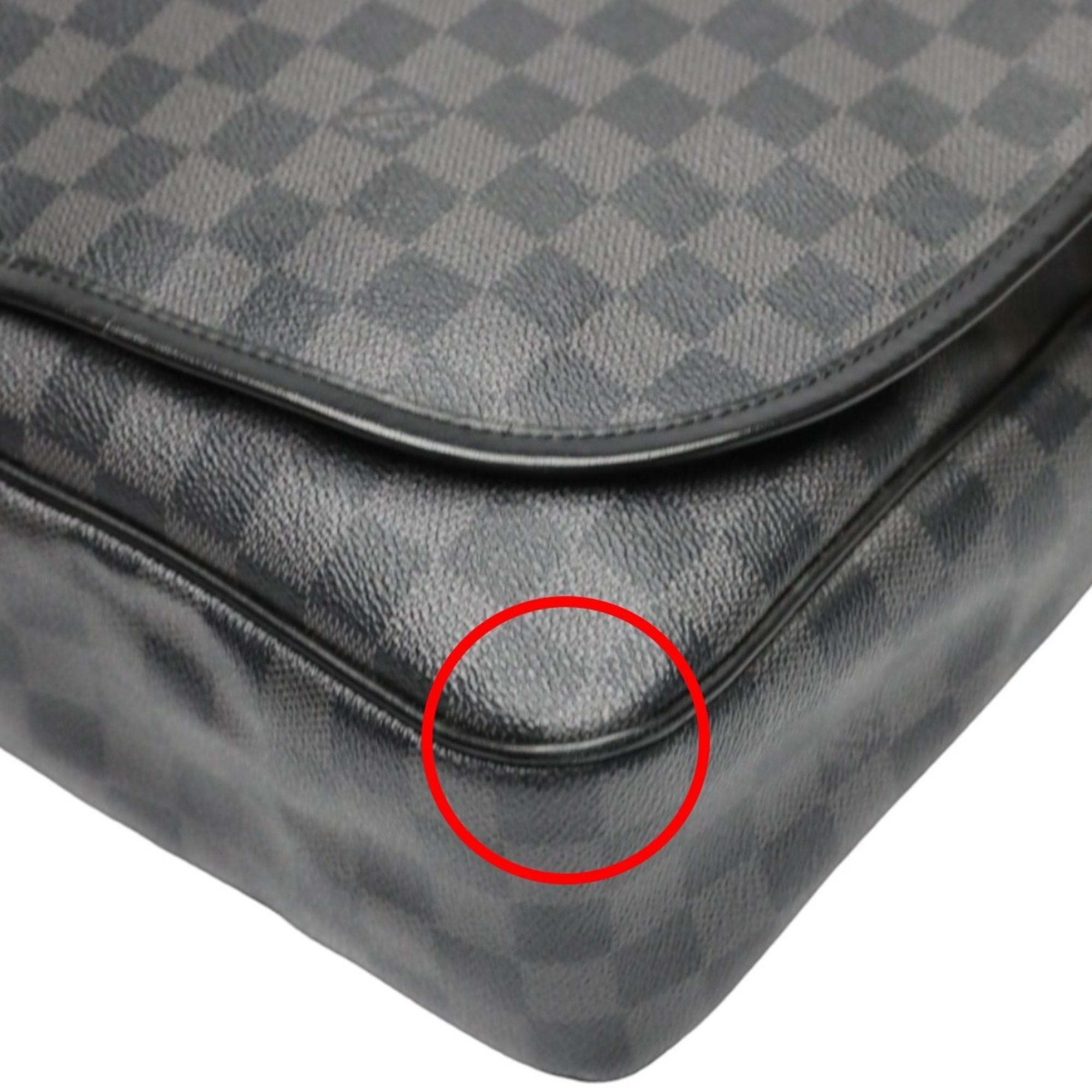 Damier Graphite Leather Shoulder Bag (Pre-Owned) - Louis Vuitton - Modalova