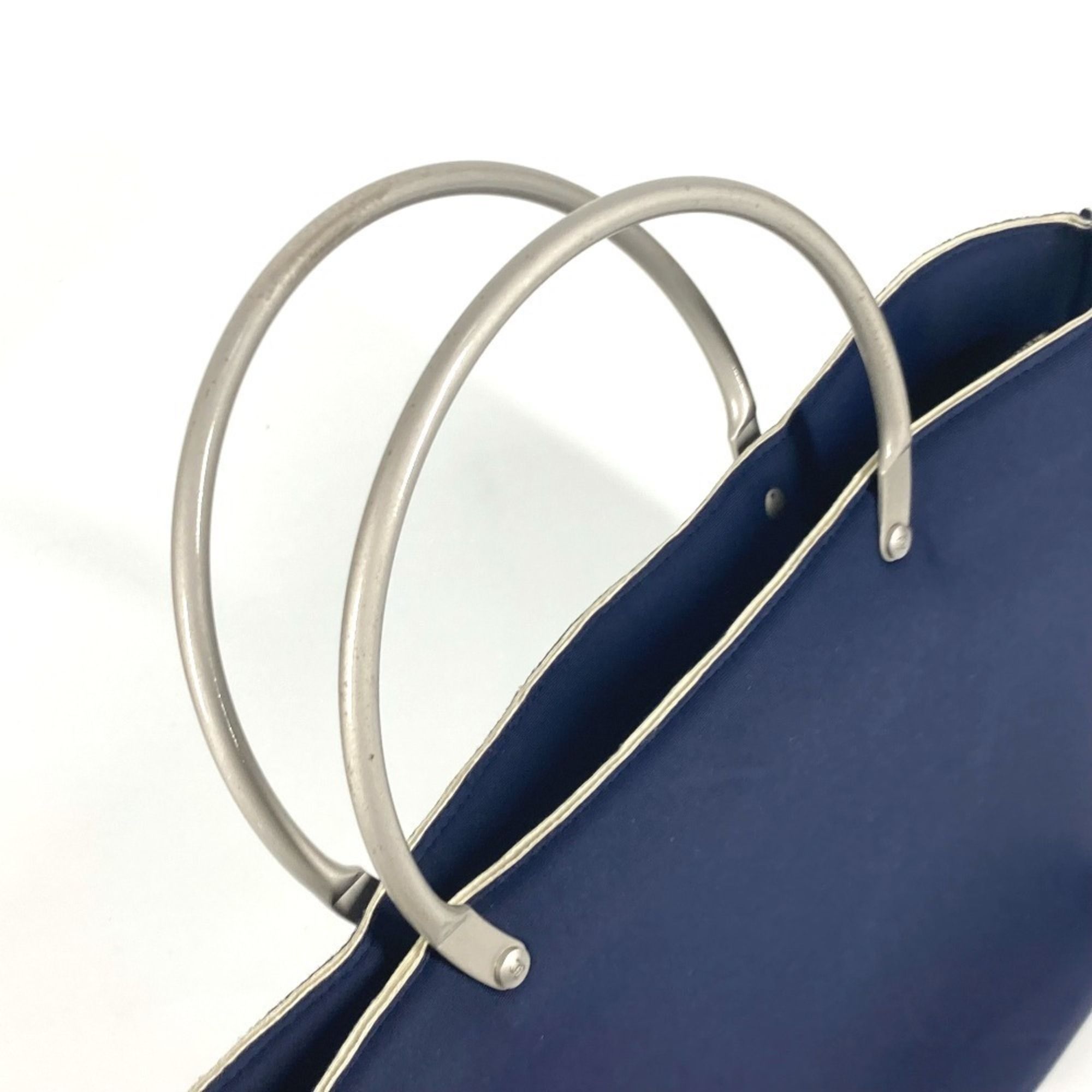 Polyamide Handbag Tote Bag (Pre-Owned) - Chanel - Modalova