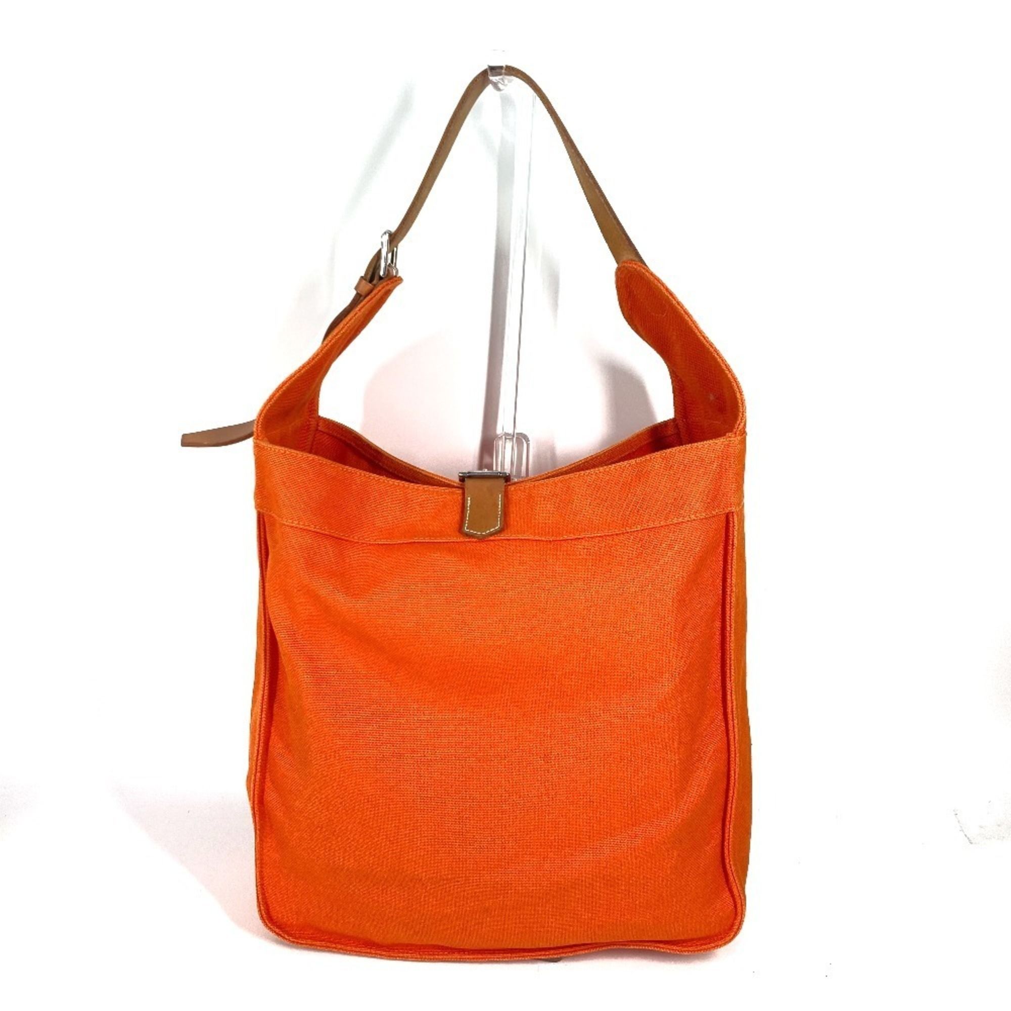 Marwari Canvas Shoulder Bag (Pre-Owned) - Hermes - Modalova