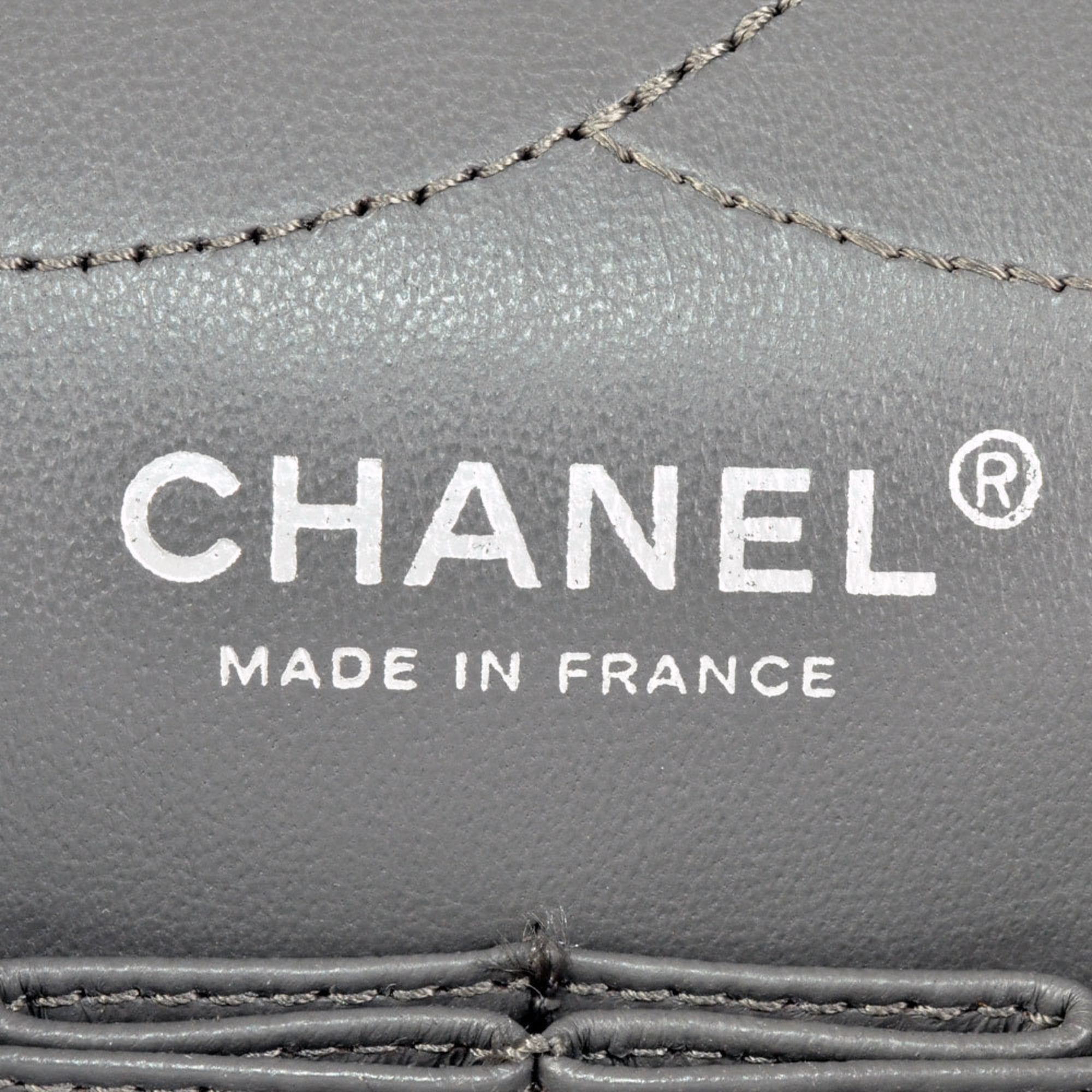 Leather Shoulder Bag (Pre-Owned) - Chanel - Modalova