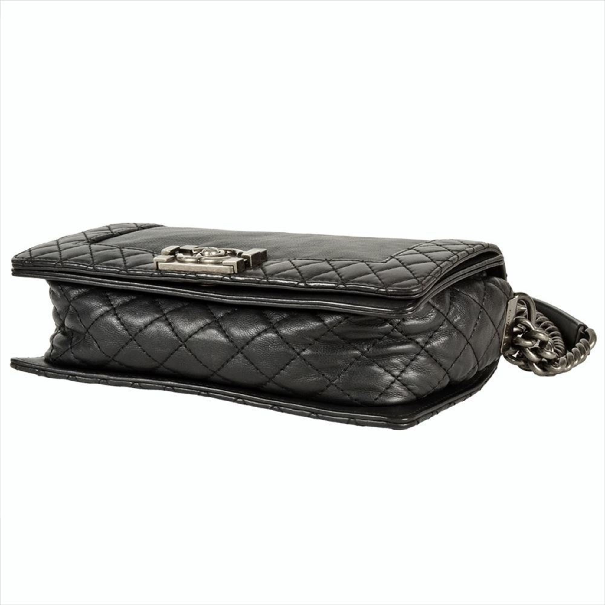 Leather Shoulder Bag (Pre-Owned) - Chanel - Modalova