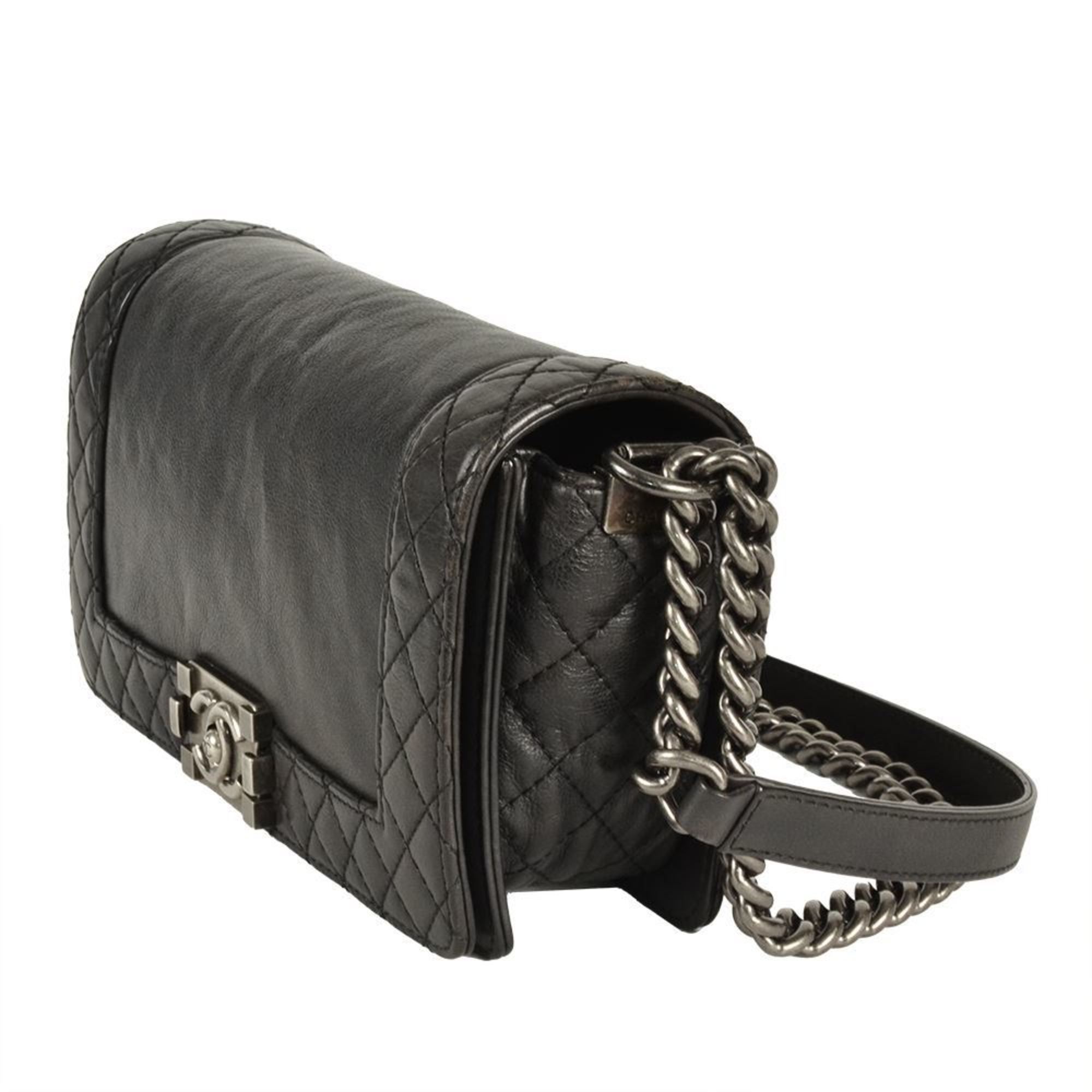Leather Shoulder Bag (Pre-Owned) - Chanel - Modalova