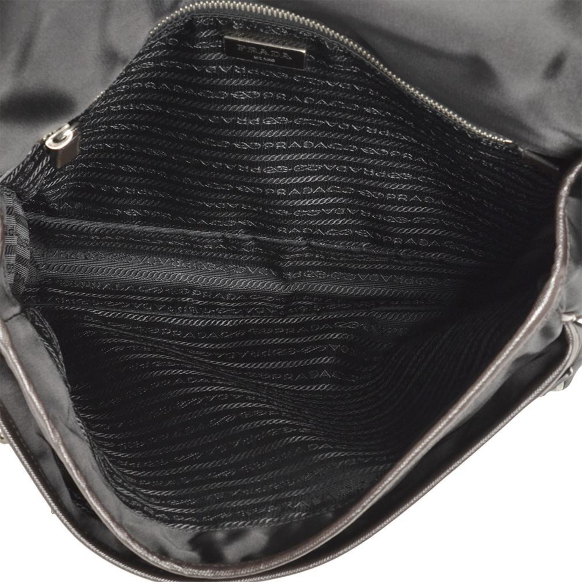 Nylon Shoulder Bag (Pre-Owned) - Prada - Modalova