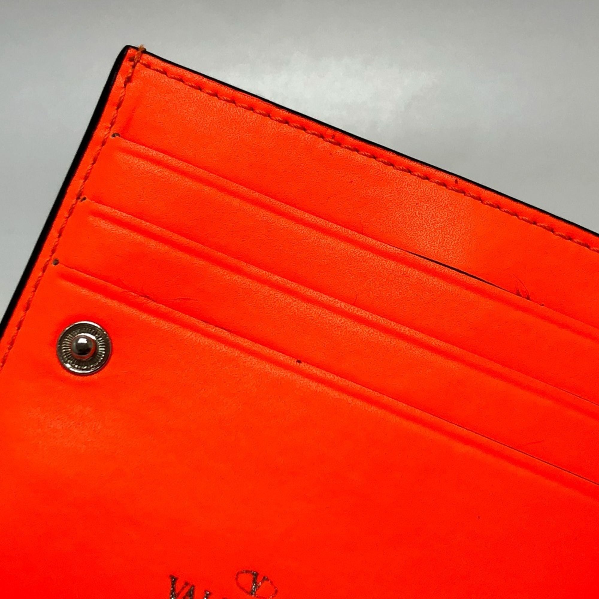 Leather Wallet (Bi-Fold) (Pre-Owned) - Valentino - Modalova