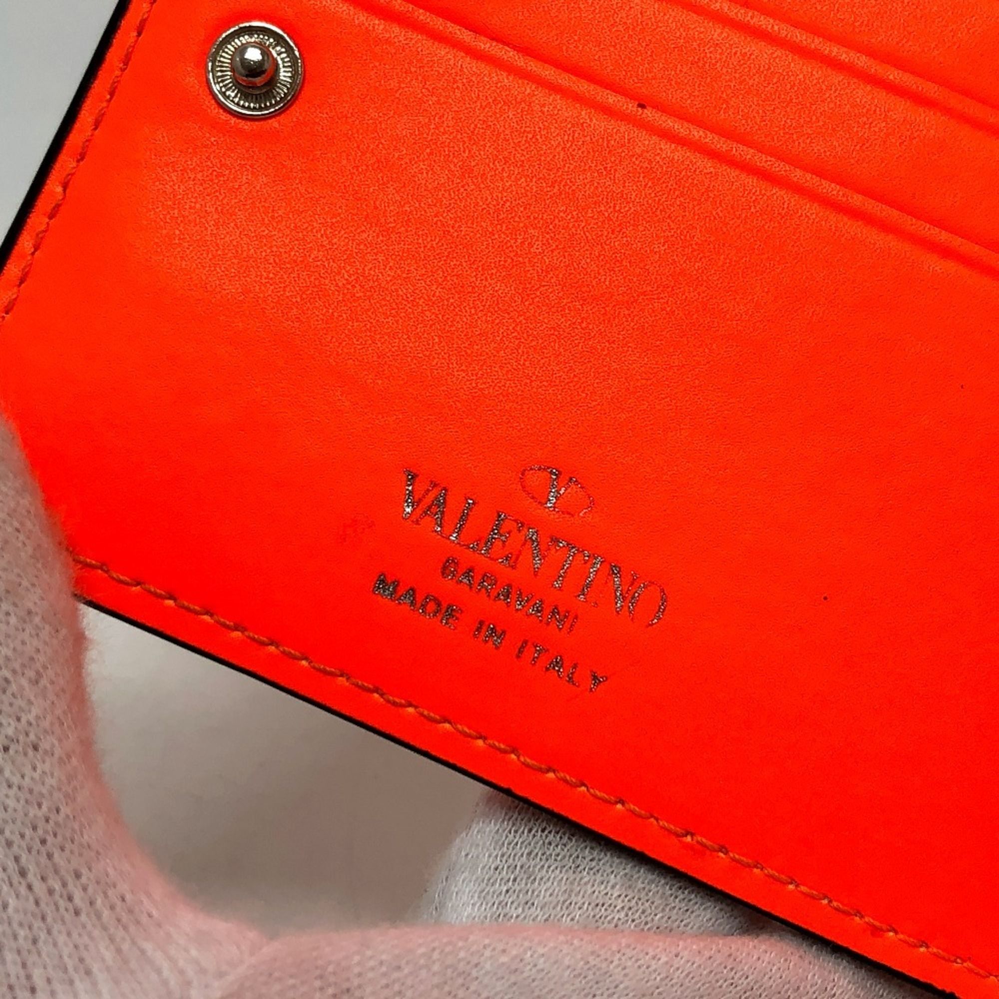 Leather Wallet (Bi-Fold) (Pre-Owned) - Valentino - Modalova