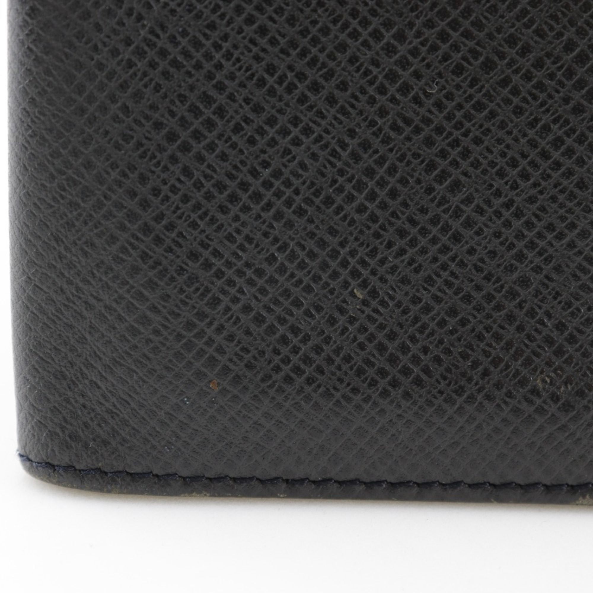 Taiga Leather Long Bill Wallet (Bi-Fold) (Pre-Owned) - Louis Vuitton - Modalova