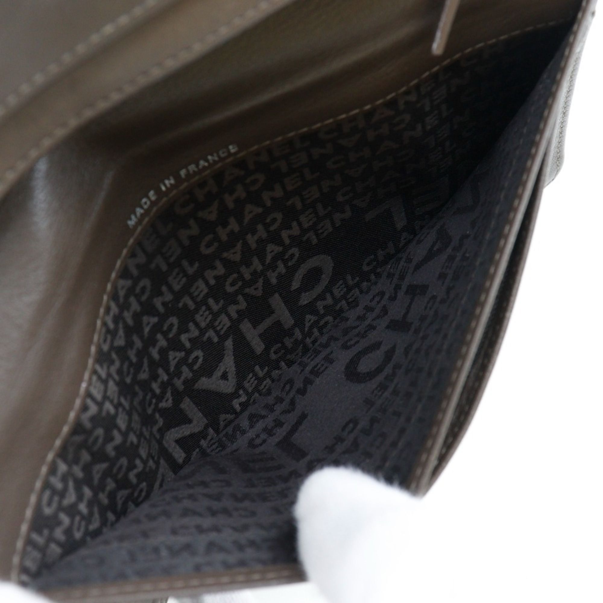 Leather Long Wallet (Bi-Fold) (Pre-Owned) - Chanel - Modalova