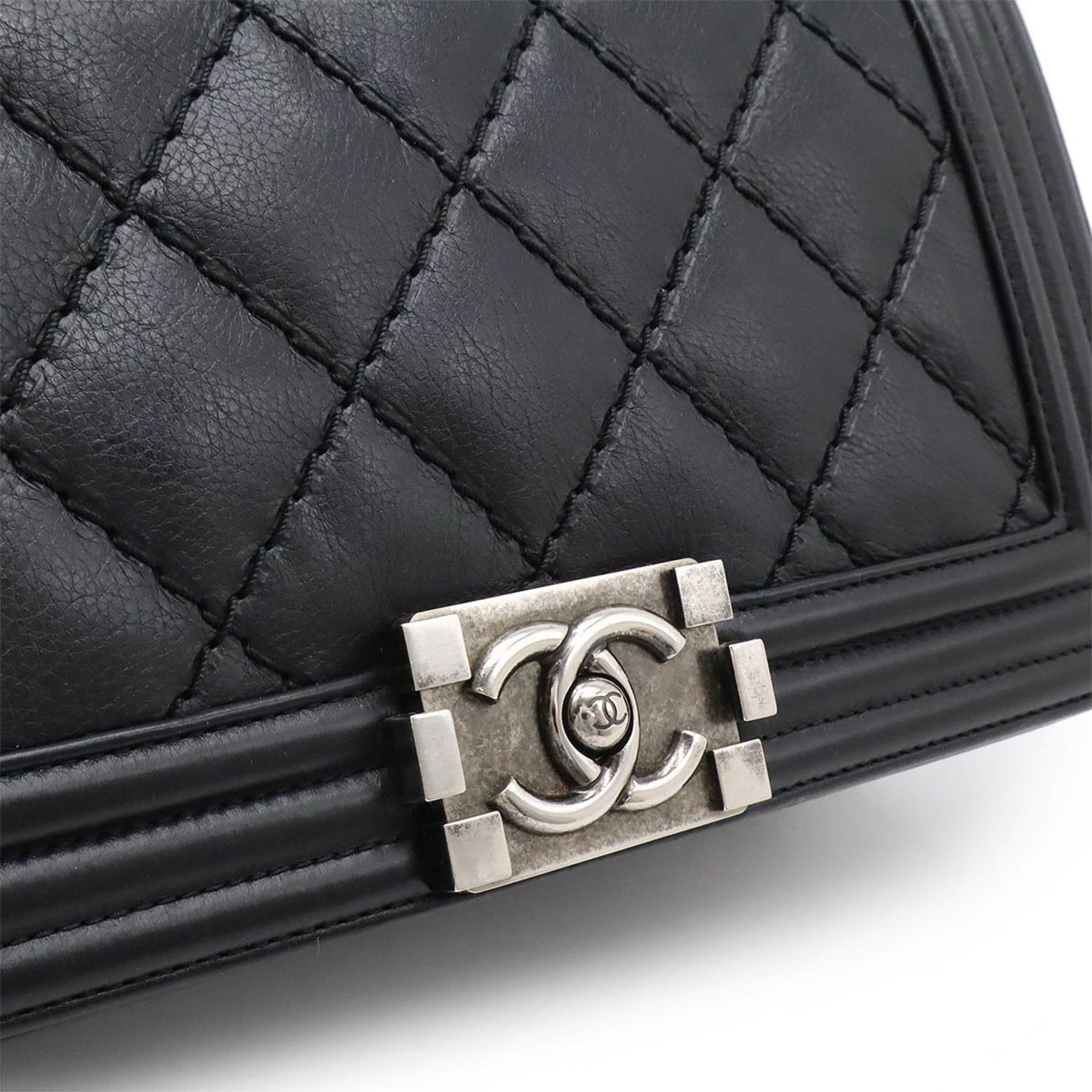 Wild Stitch Leather Shoulder Bag (Pre-Owned) - Chanel - Modalova