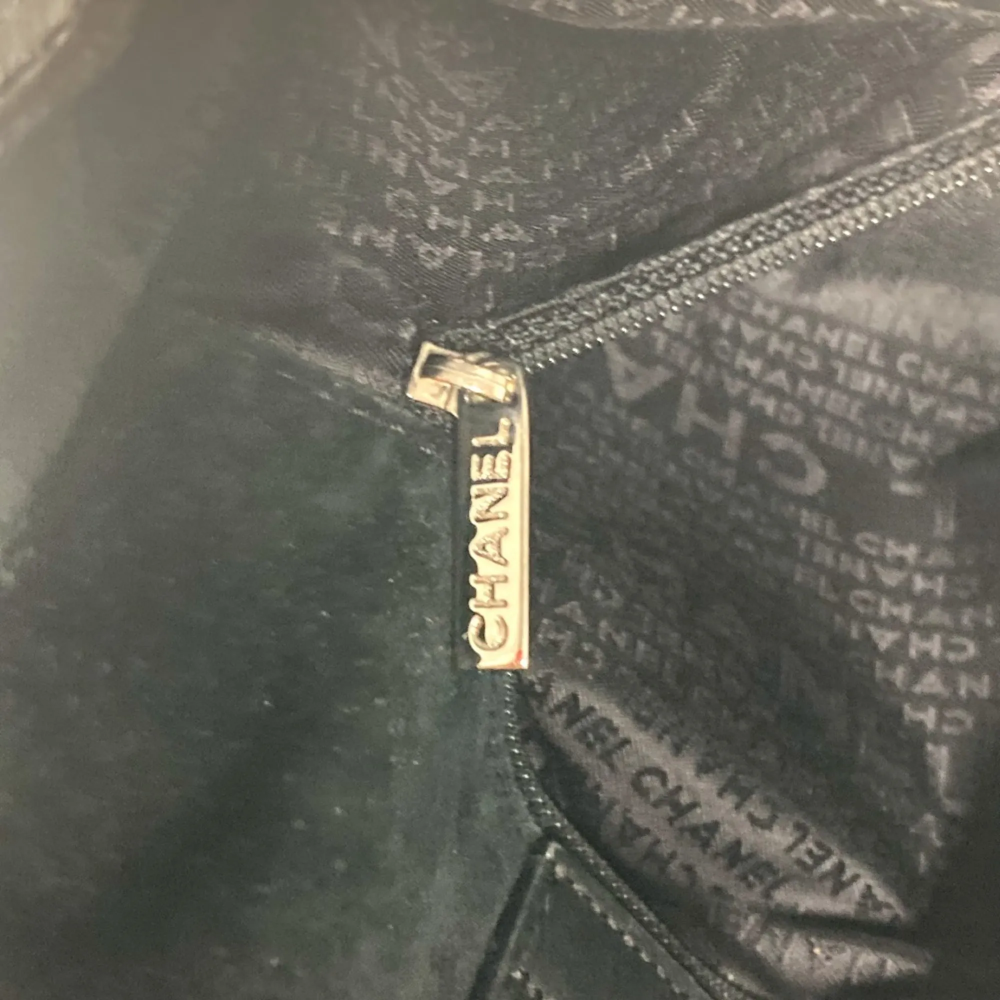 Leather Shoulder Bag (Pre-Owned) - Chanel - Modalova