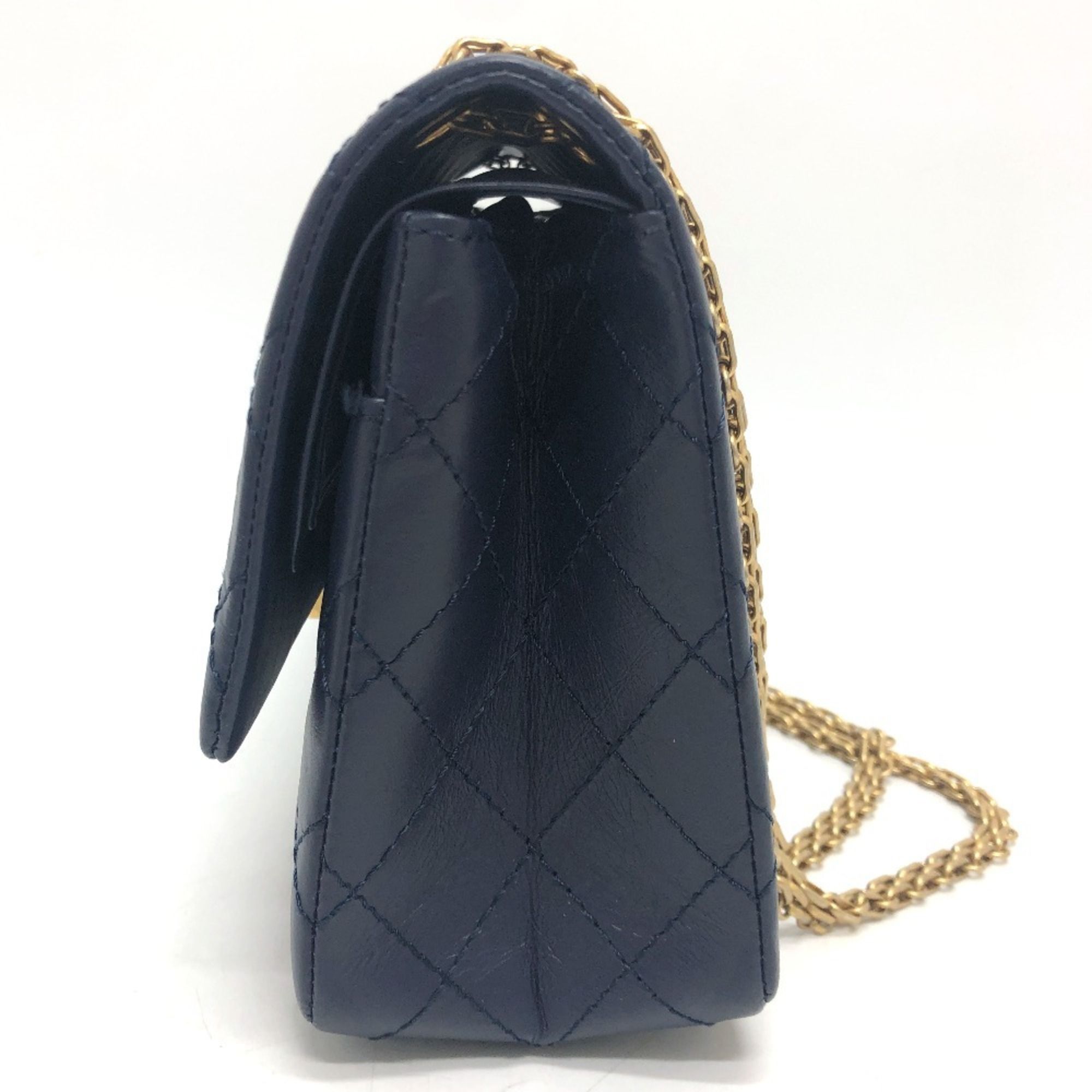 Leather Shoulder Bag (Pre-Owned) - Chanel - Modalova