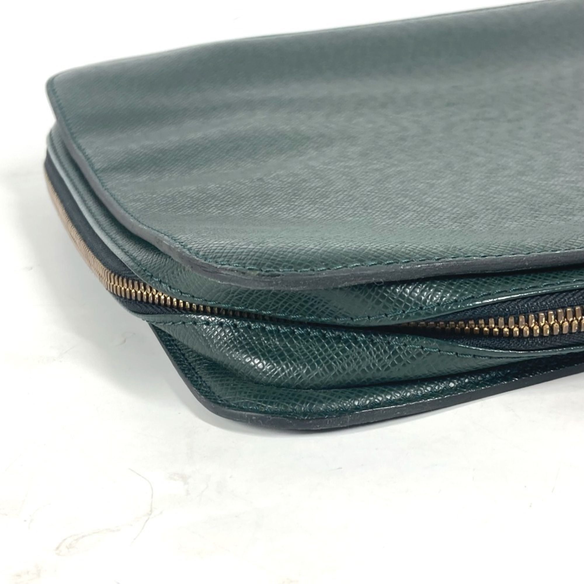 Taiga Leather Briefcase Handbag (Pre-Owned) - Louis Vuitton - Modalova