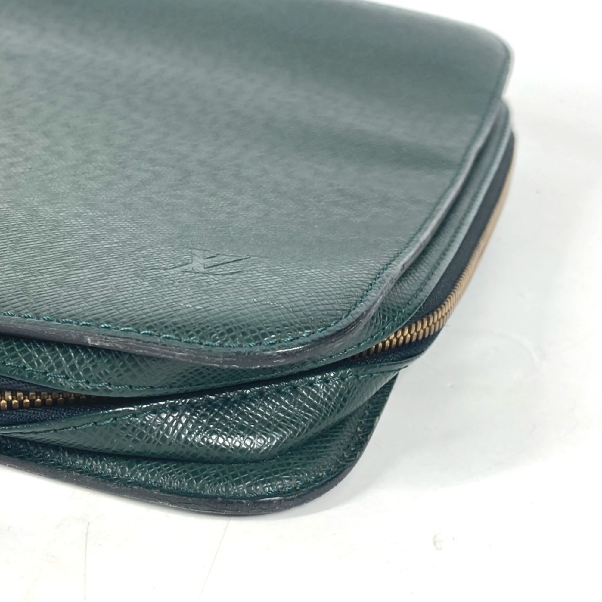 Taiga Leather Briefcase Handbag (Pre-Owned) - Louis Vuitton - Modalova
