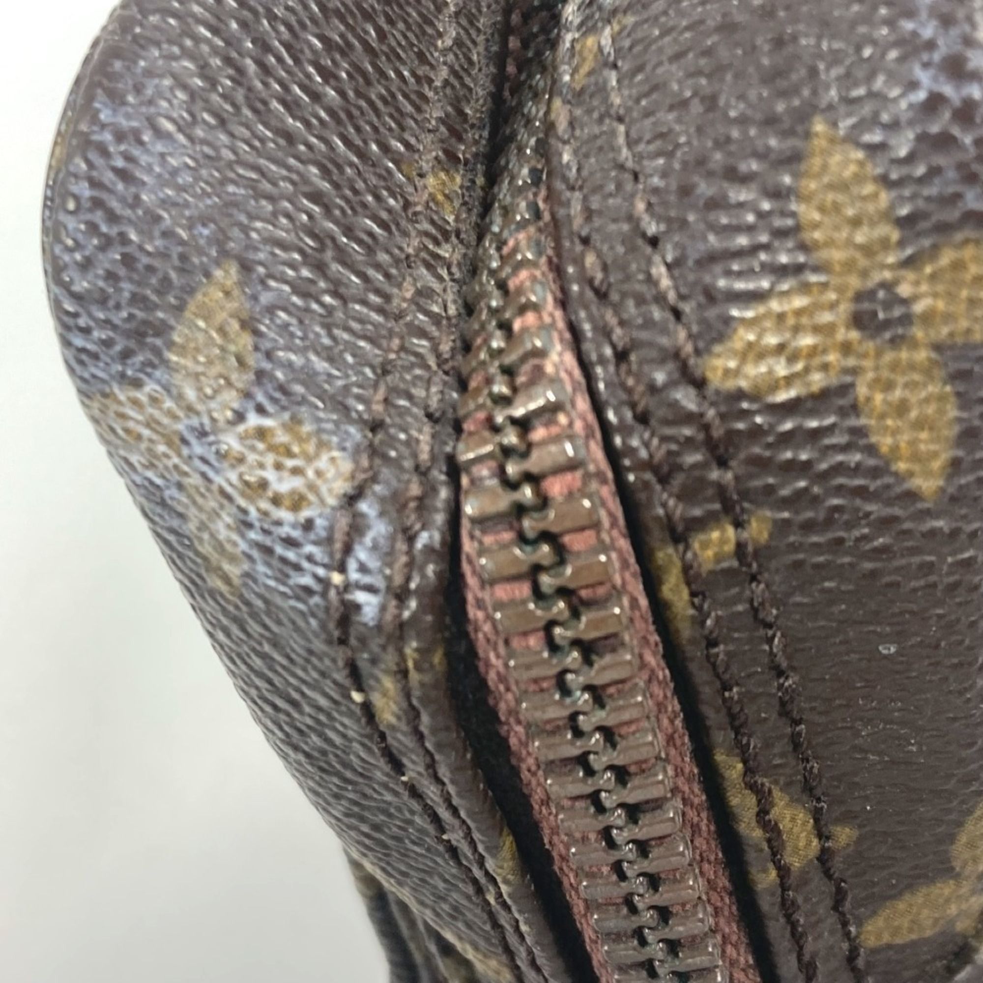 Monogram Pouch (Pre-Owned) - Louis Vuitton - Modalova