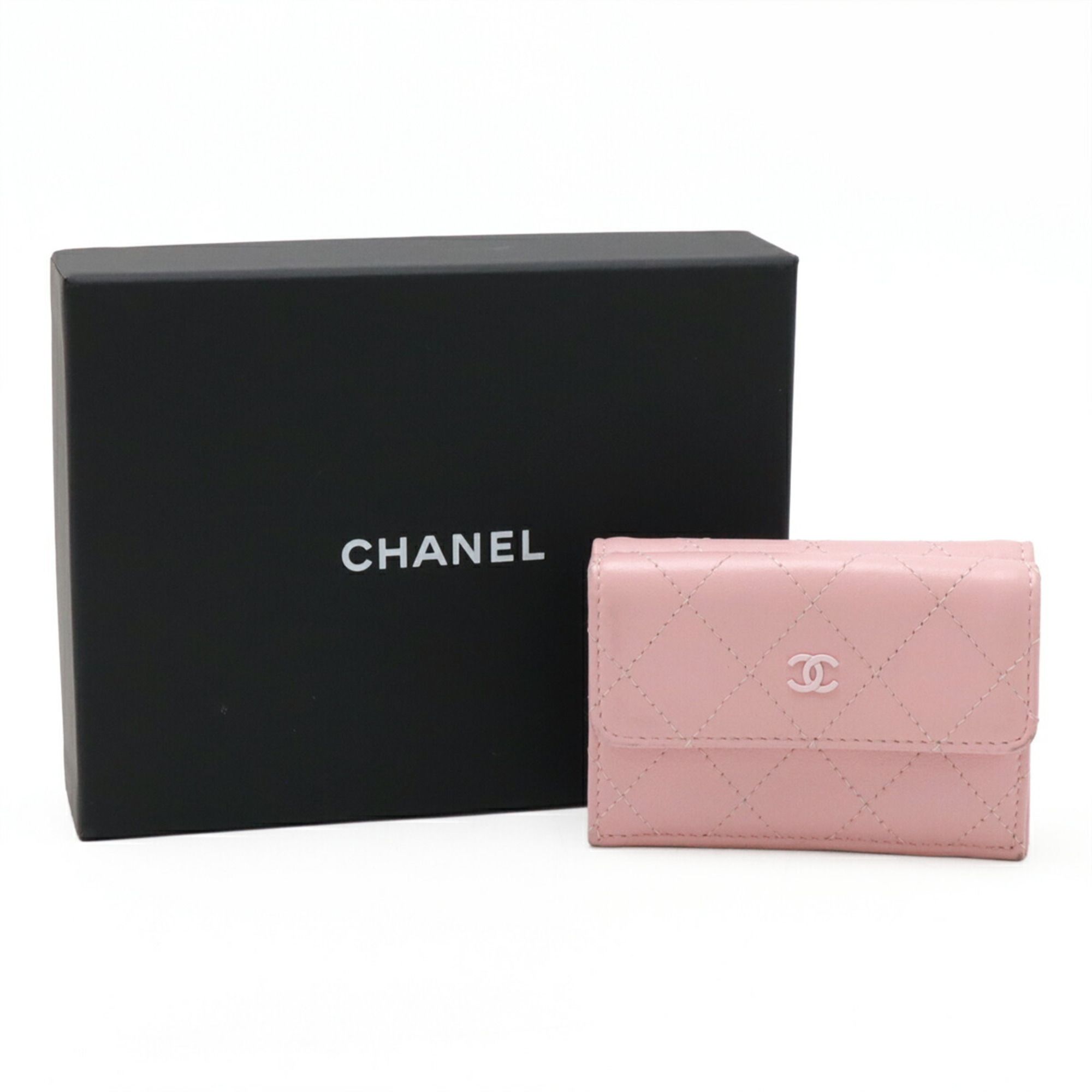 Leather Wallet (Tri-Fold) (Pre-Owned) - Chanel - Modalova