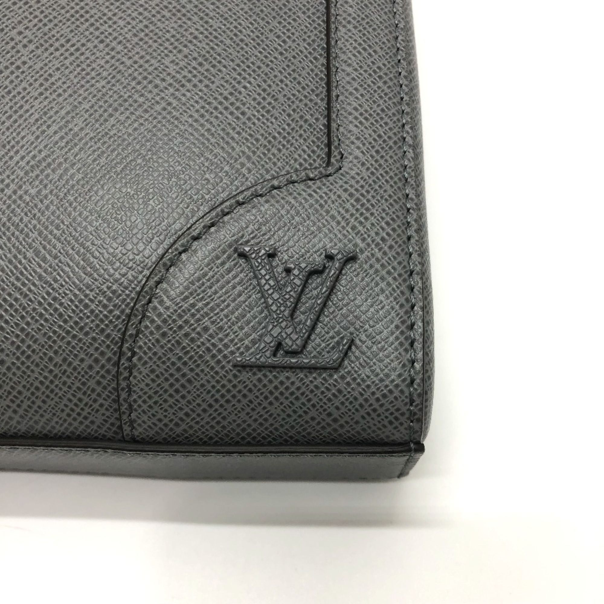 Taiga Taiga Leather Briefcase (Pre-Owned) - Louis Vuitton - Modalova