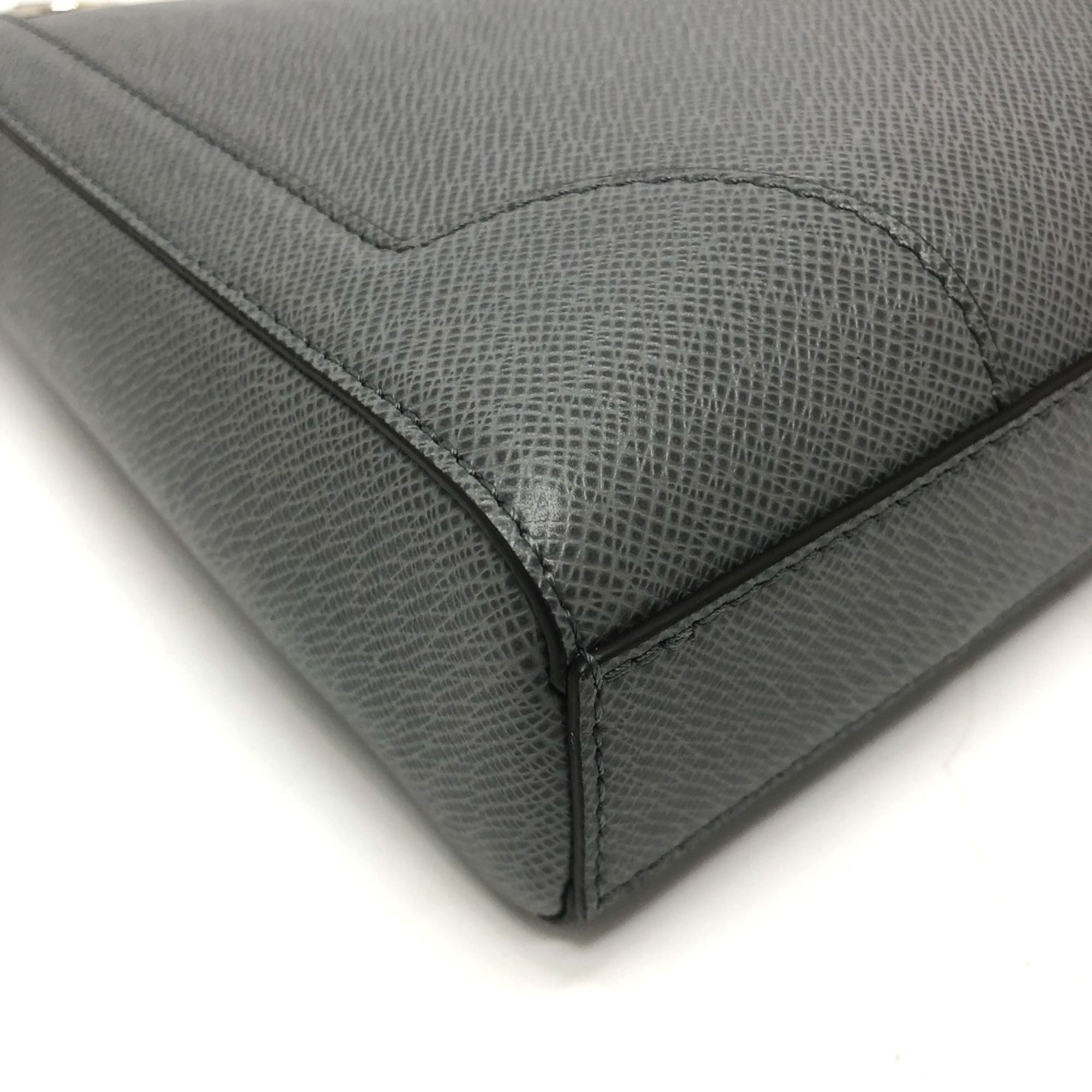 Taiga Taiga Leather Briefcase (Pre-Owned) - Louis Vuitton - Modalova