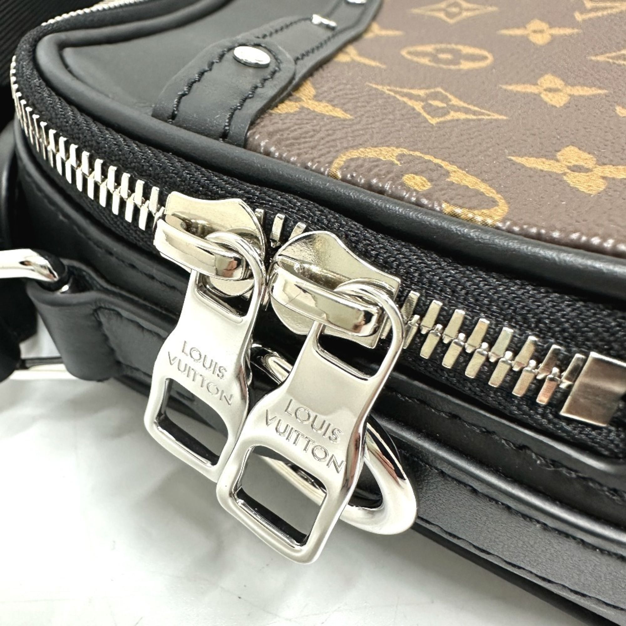 Leather Shoulder Bag (Pre-Owned) - Louis Vuitton - Modalova