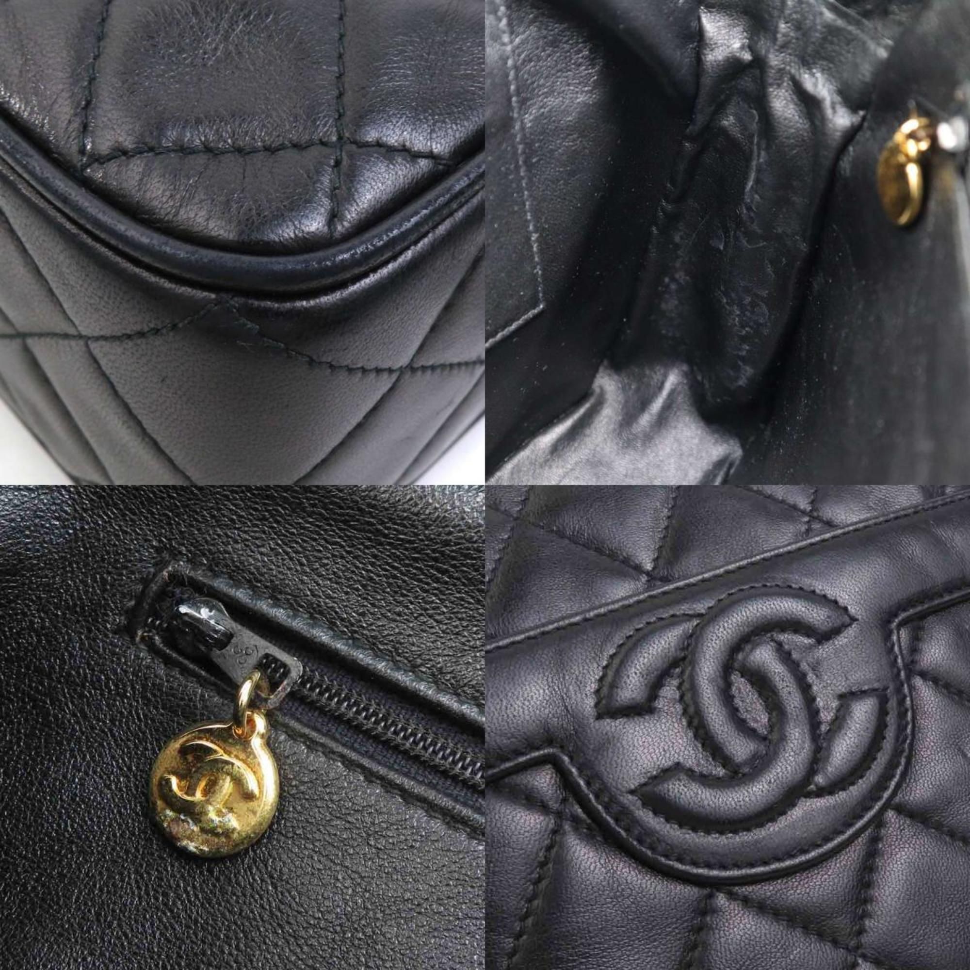 Leather Shoulder Bag (Pre-Owned) - Chanel - Modalova