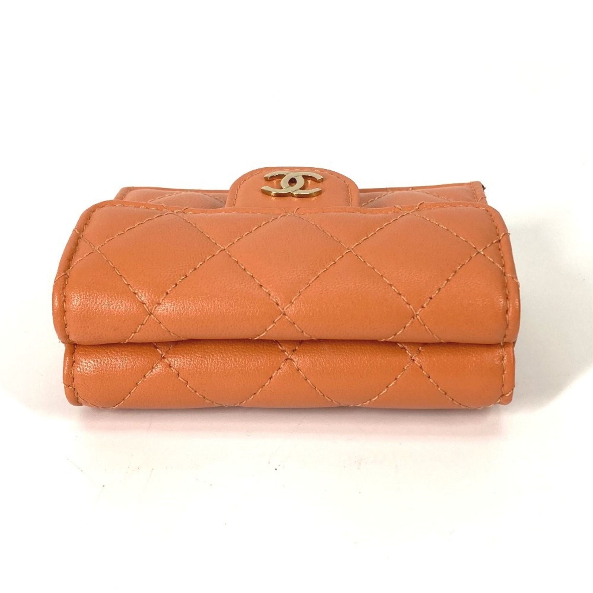 Leather Wallet (Tri-Fold) (Pre-Owned) - Chanel - Modalova