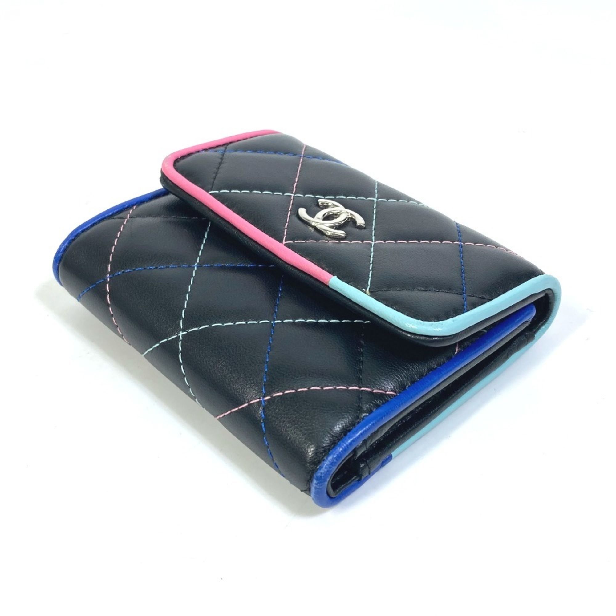 Leather Wallet (Tri-Fold) (Pre-Owned) - Chanel - Modalova