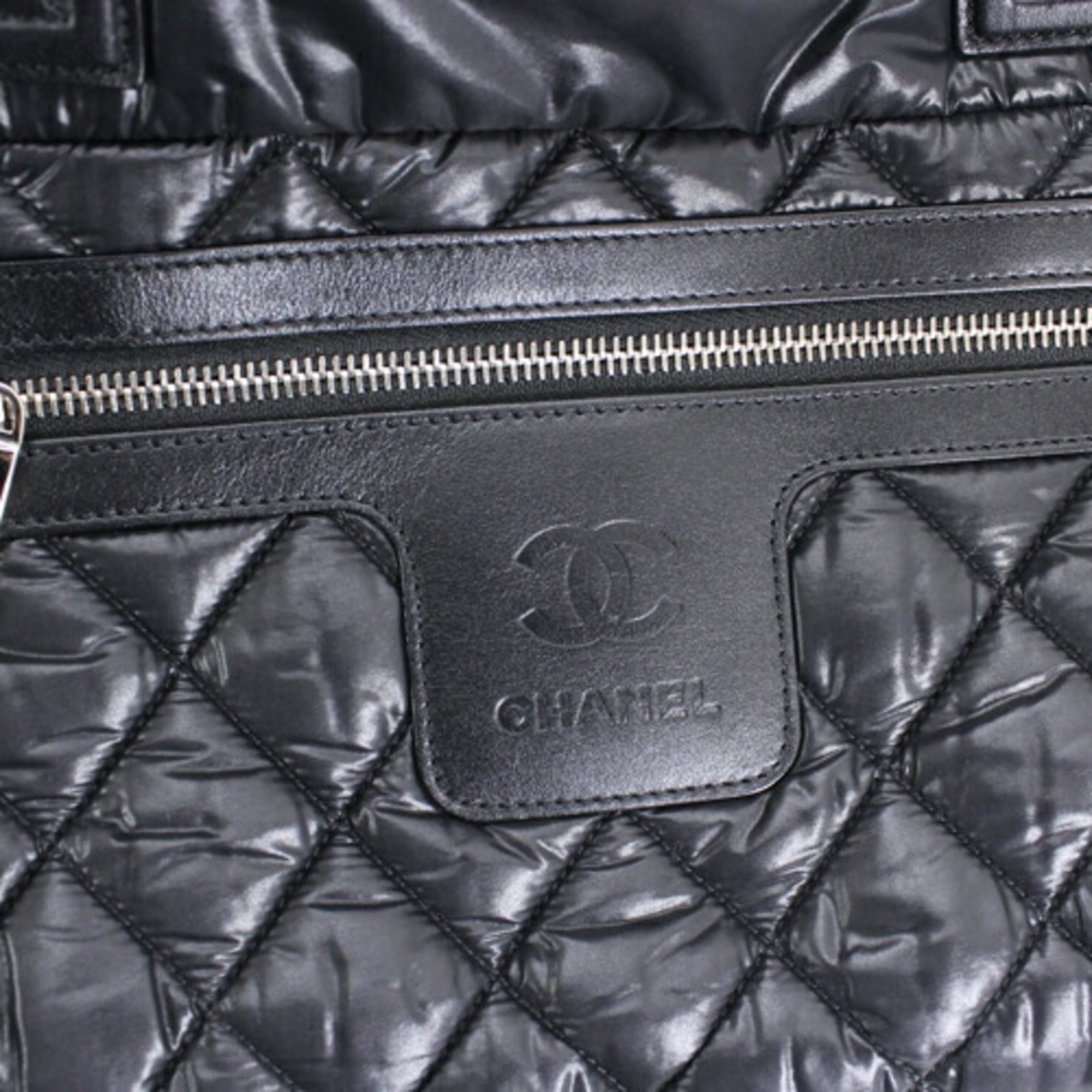 Coco Cocoon Nylon Handbag Tote Bag (Pre-Owned) - Chanel - Modalova