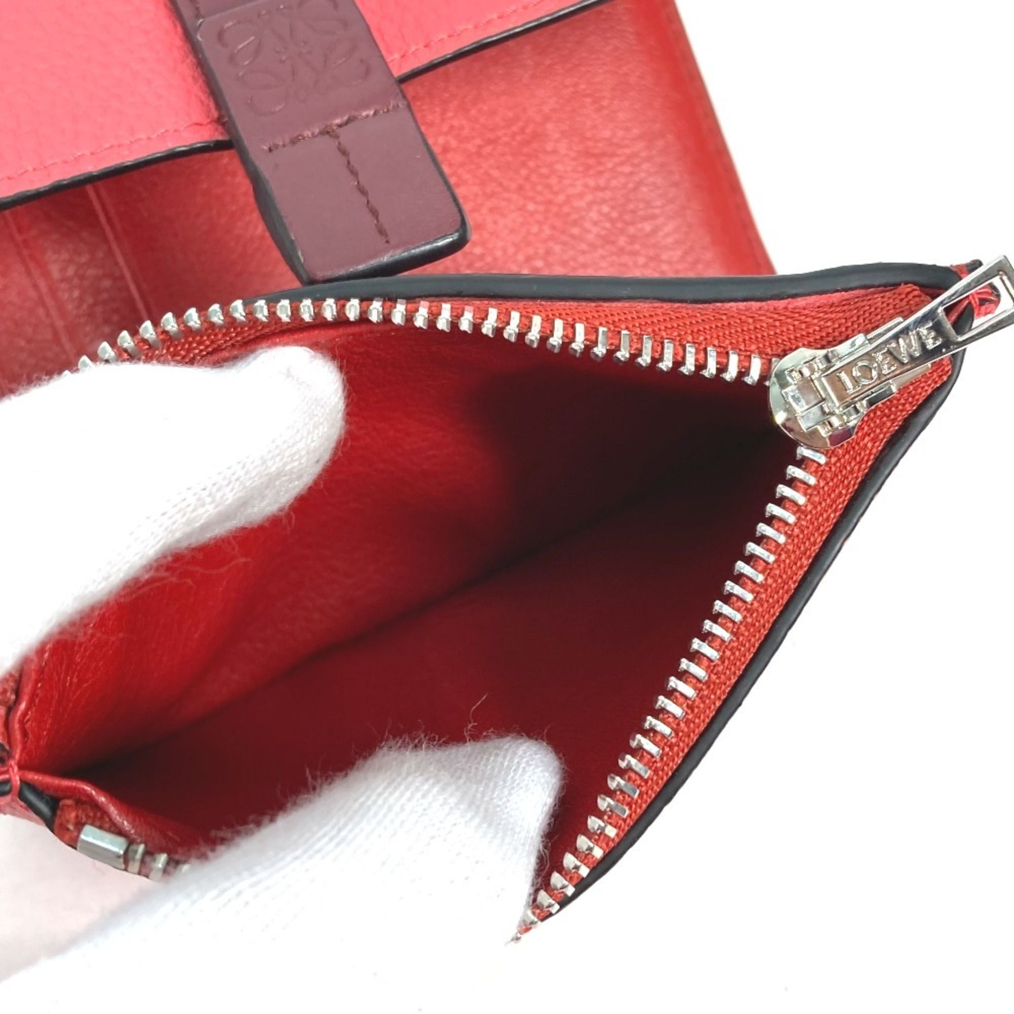 Leather Wallet (Tri-Fold) (Pre-Owned) - Loewe - Modalova