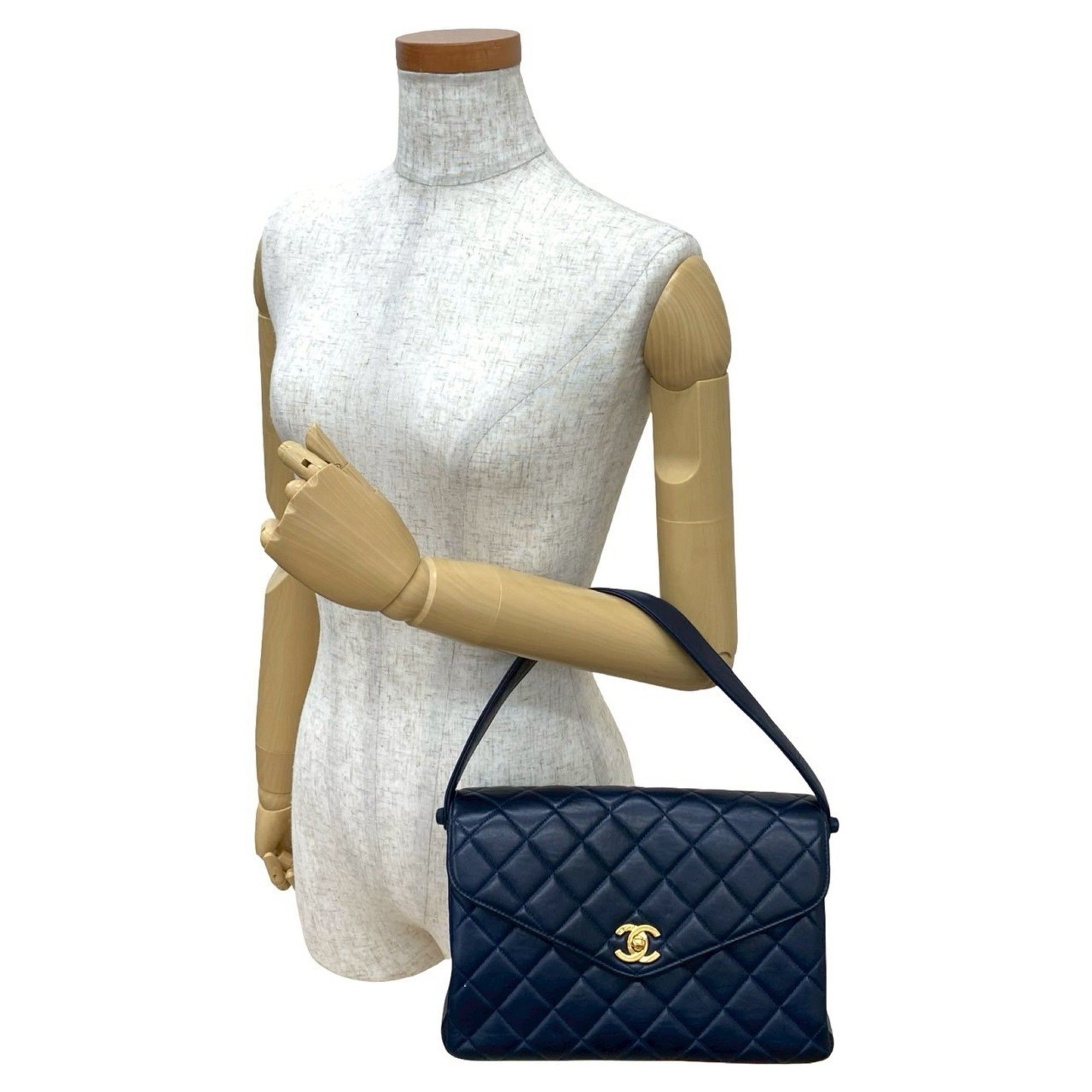 Leather Handbag (Pre-Owned) - Chanel - Modalova