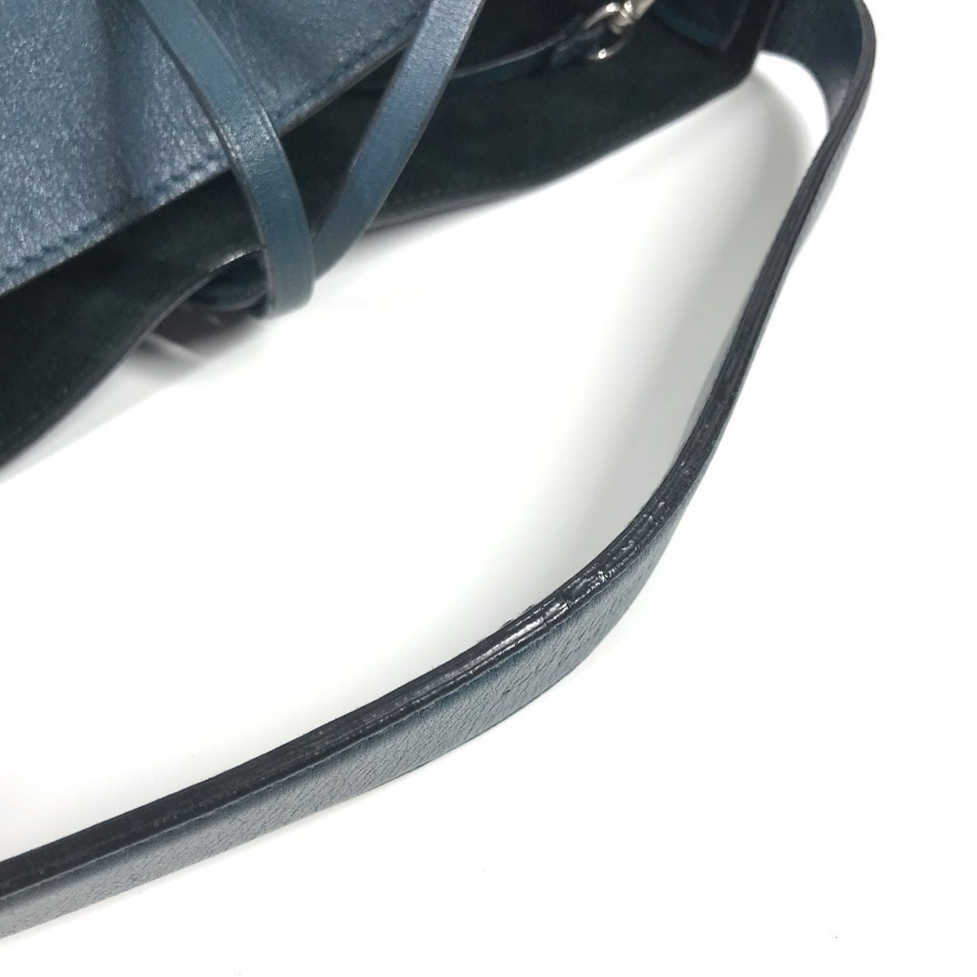 Leather Pouch Shoulder Bag (Pre-Owned) - Louis Vuitton - Modalova